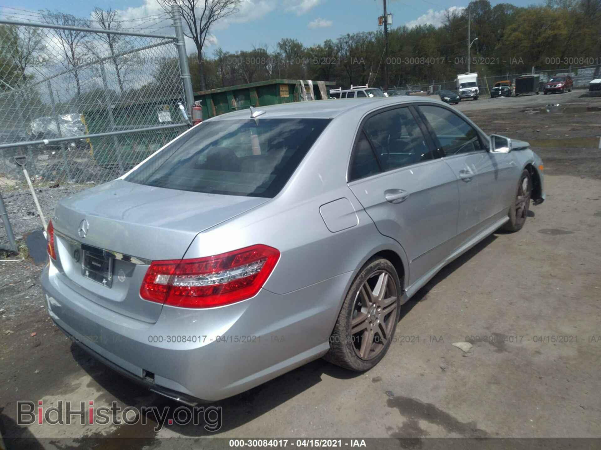 2010 MERCEDES-BENZ E-CLASS - VIN: WDDHF5GB2AA032259 - Фото 4