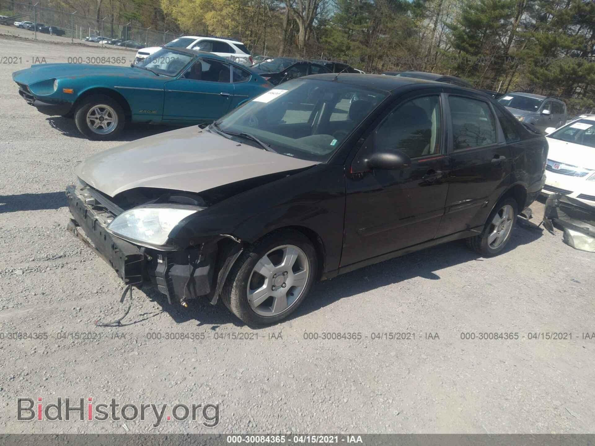 2007 FORD FOCUS - VIN: 1FAHP34N87W134399 - Фото 2