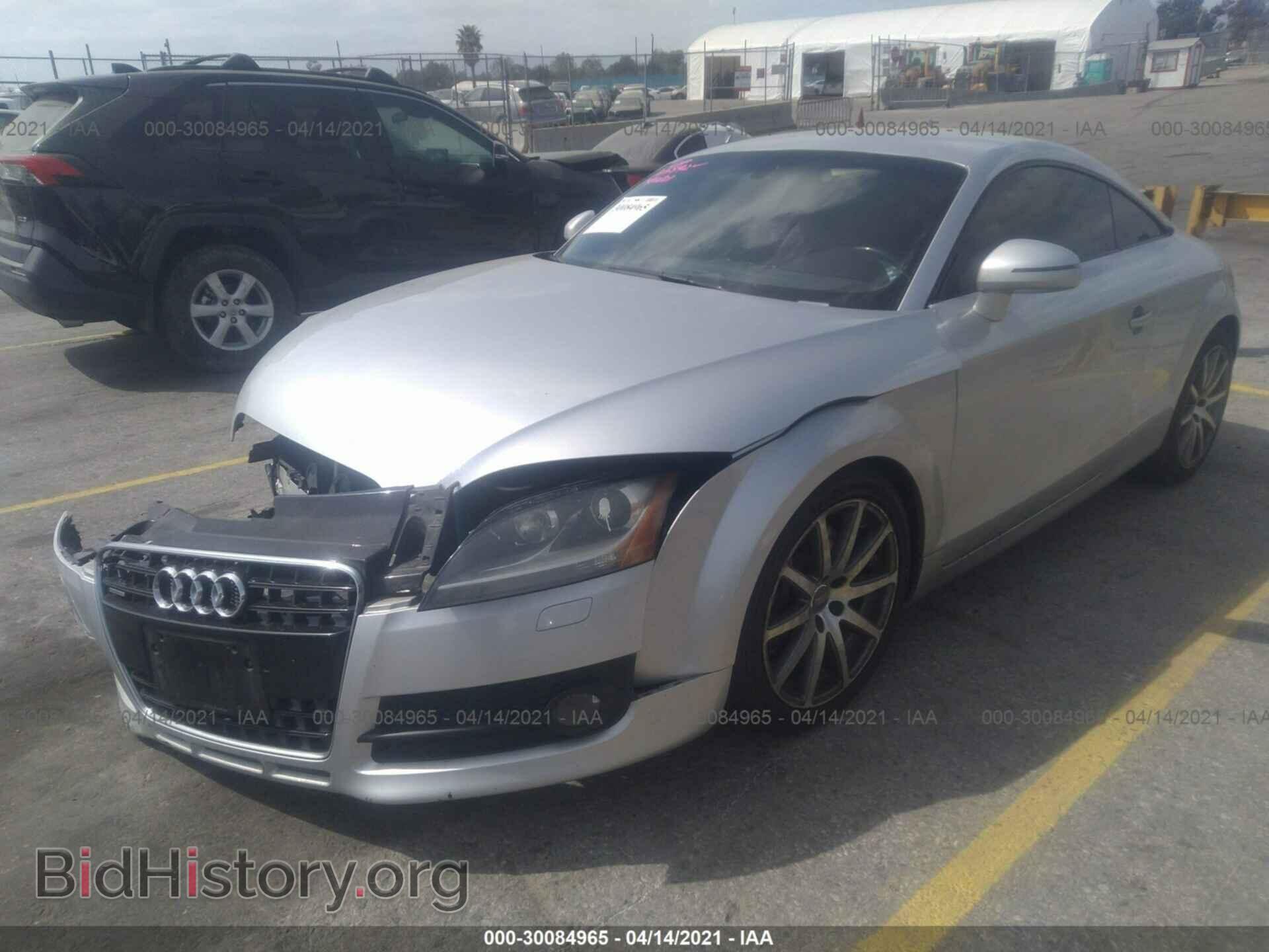 2008 AUDI TT - VIN: TRUDD38J381001773 - Фото 2