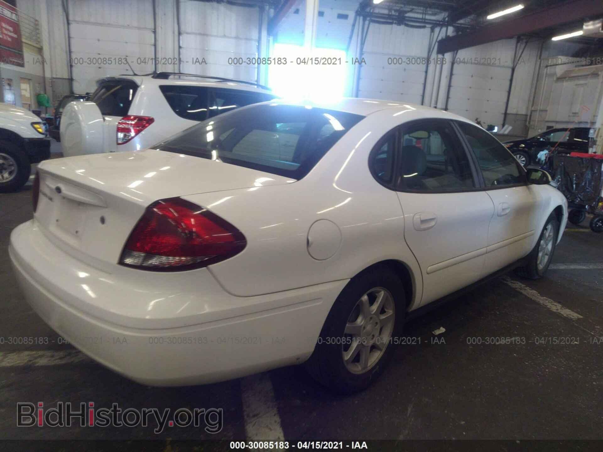 2006 FORD TAURUS - VIN: 1FAFP56UX6A132799 - Фото 4