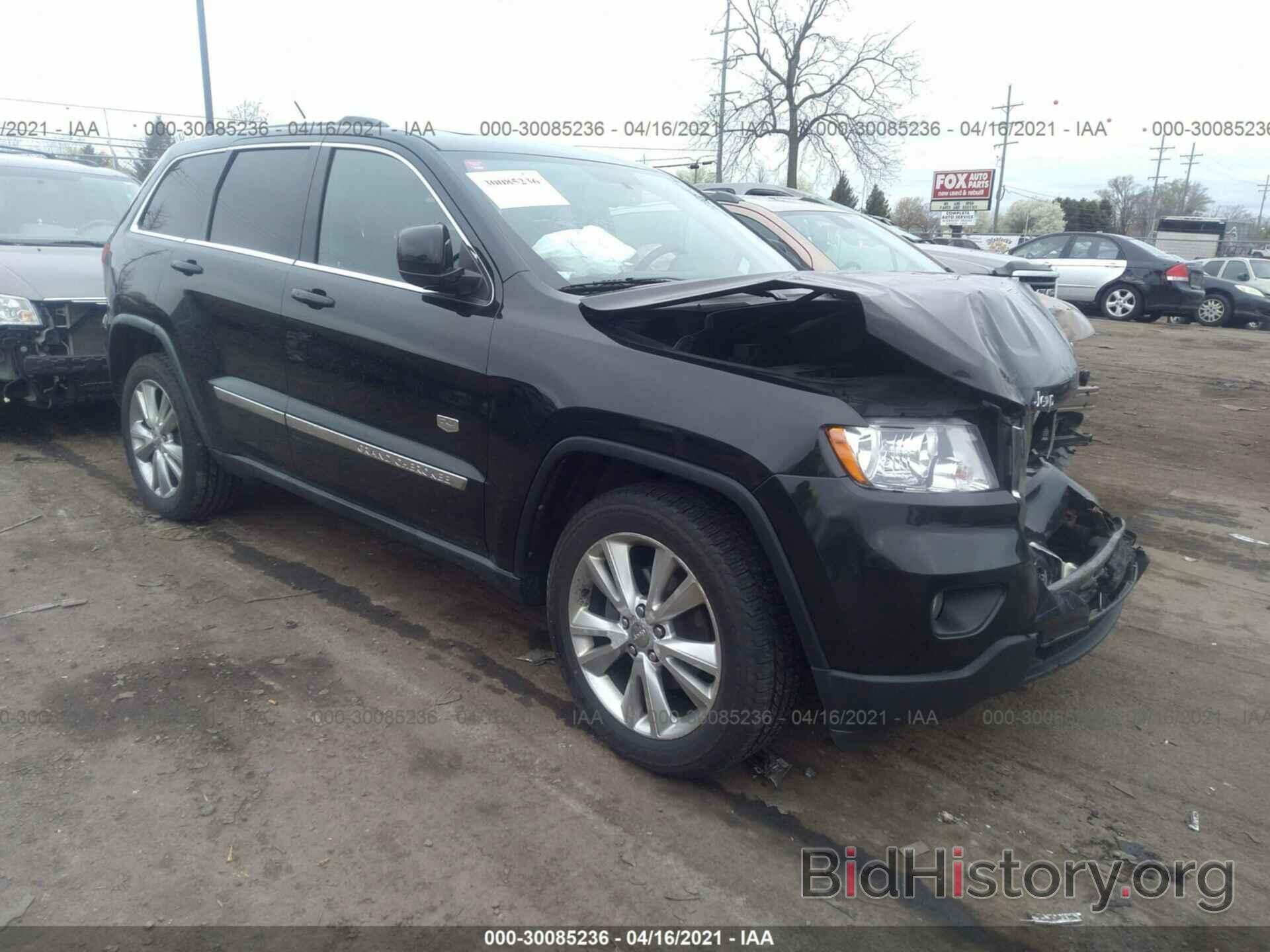 Photo 1J4RR4GG4BC627397 - JEEP GRAND CHEROKEE 2011