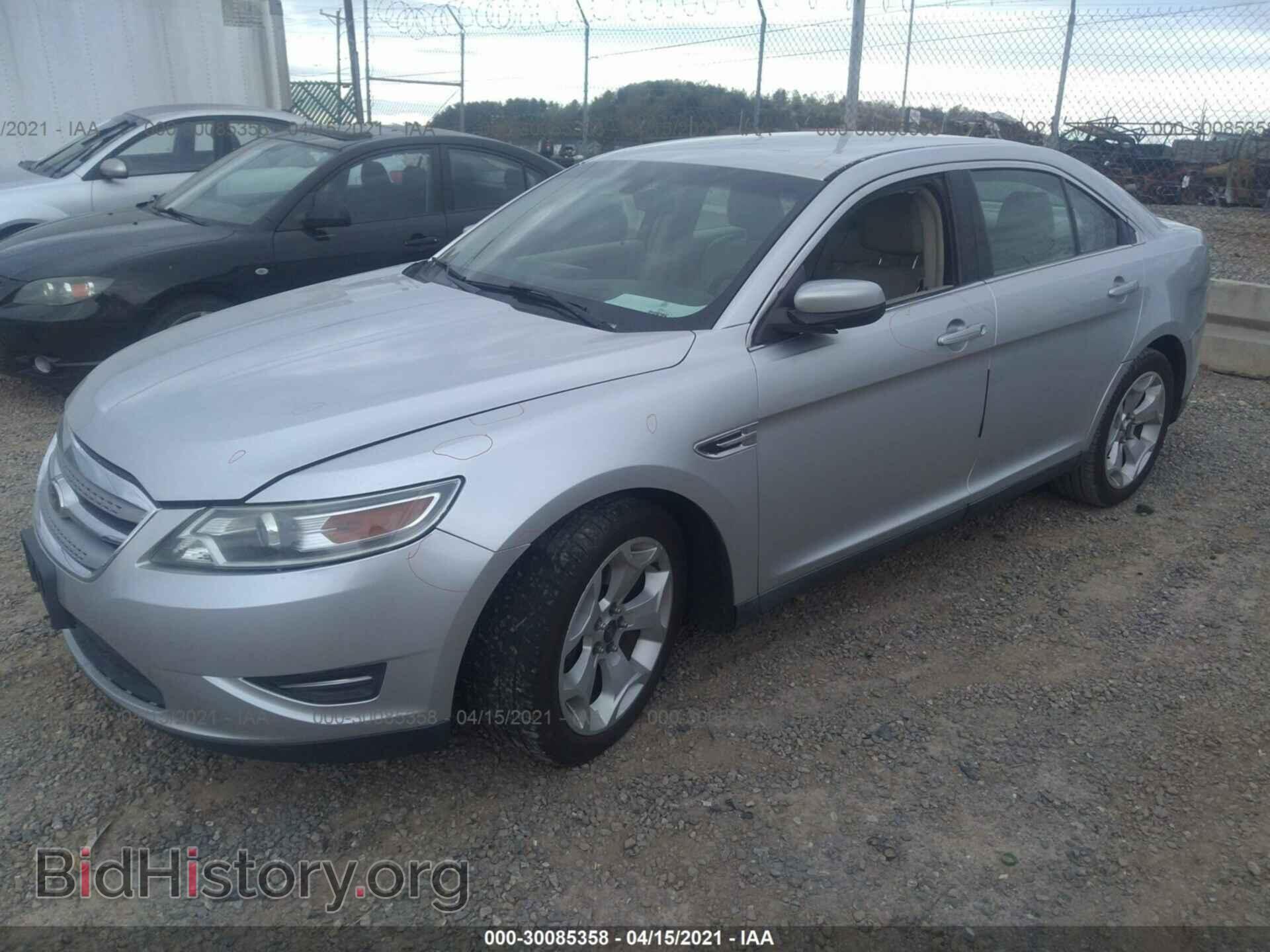 2011 FORD TAURUS - VIN: 1FAHP2EW5BG175495 - Фото 2