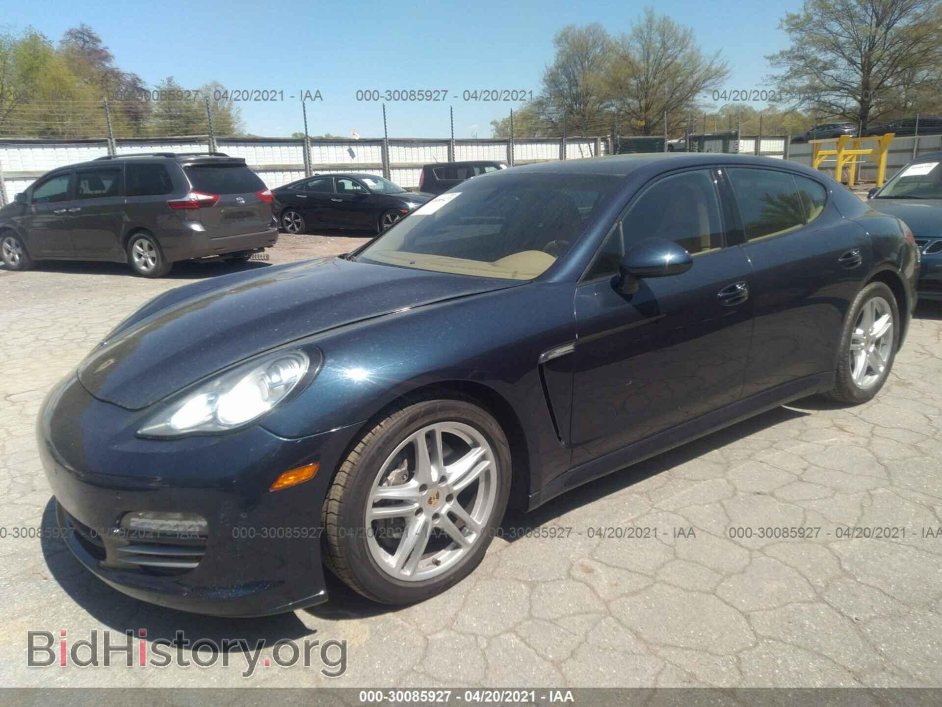 2011 PORSCHE PANAMERA - VIN: WP0AA2A79BL020662 - Фото 2