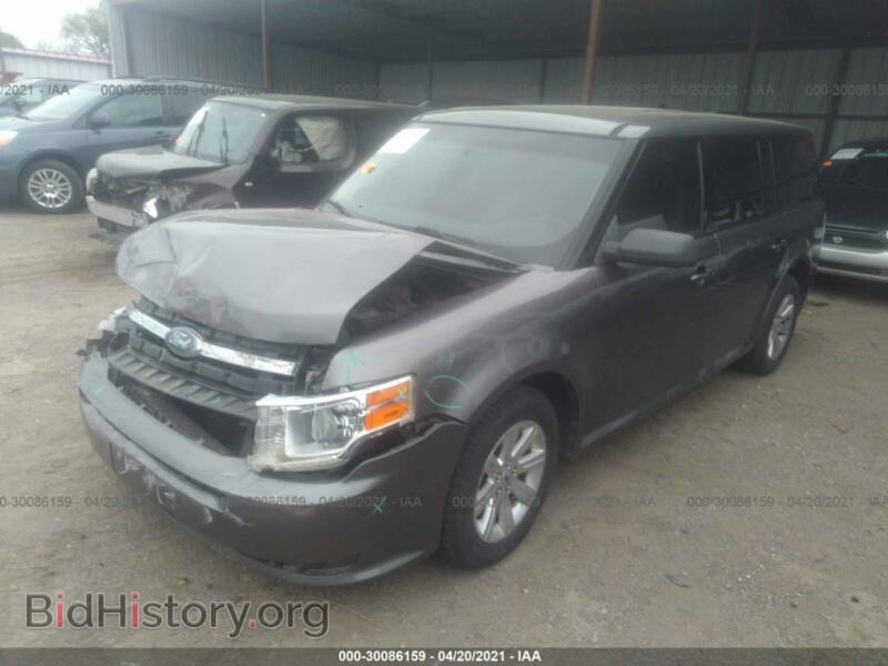 2010 Ford FLEX (VIN 2FMGK5BCXABB14077) — фото 2 из 11