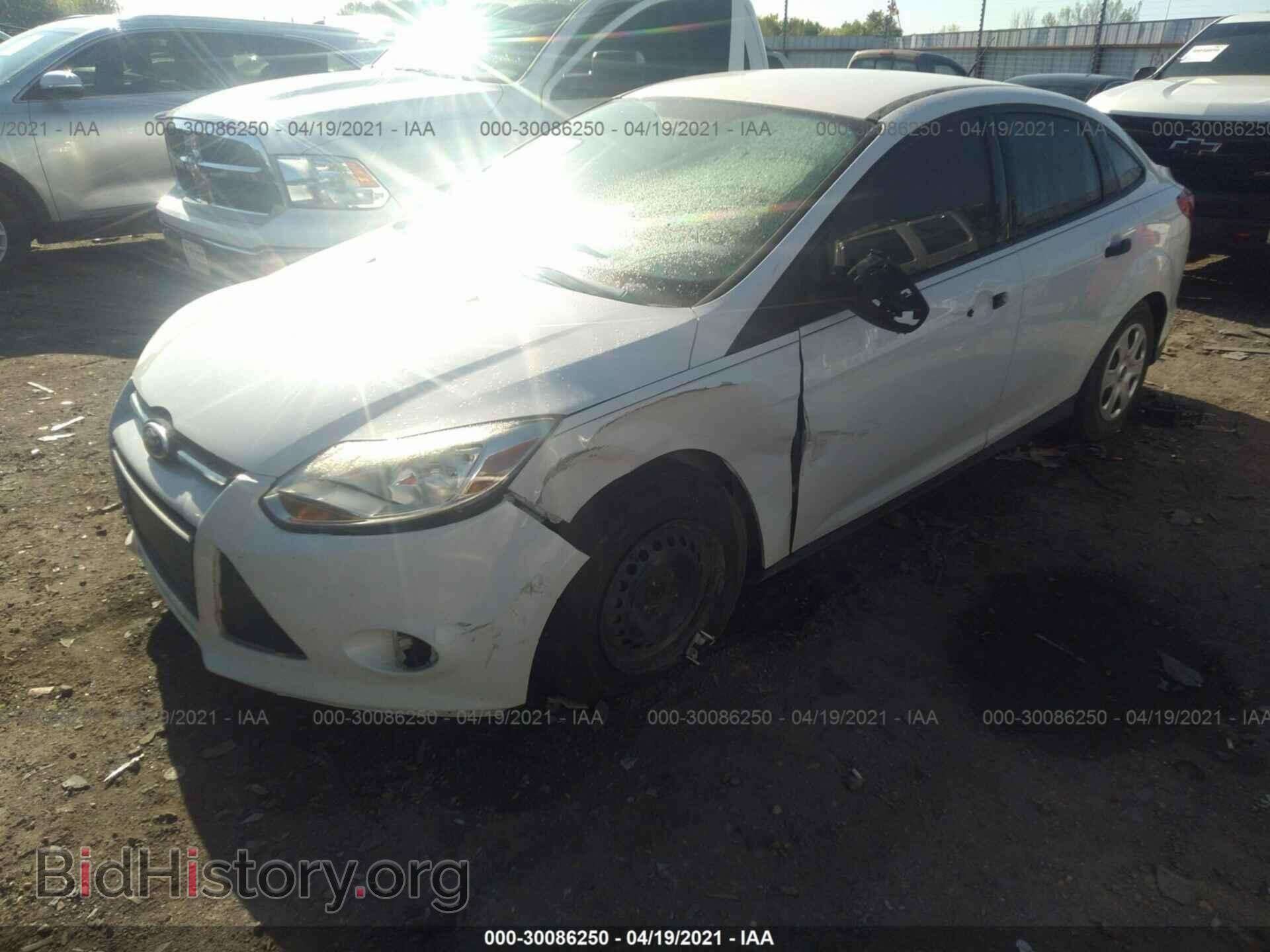 2014 FORD FOCUS - VIN: 1FADP3E22EL416958 - Photo 2