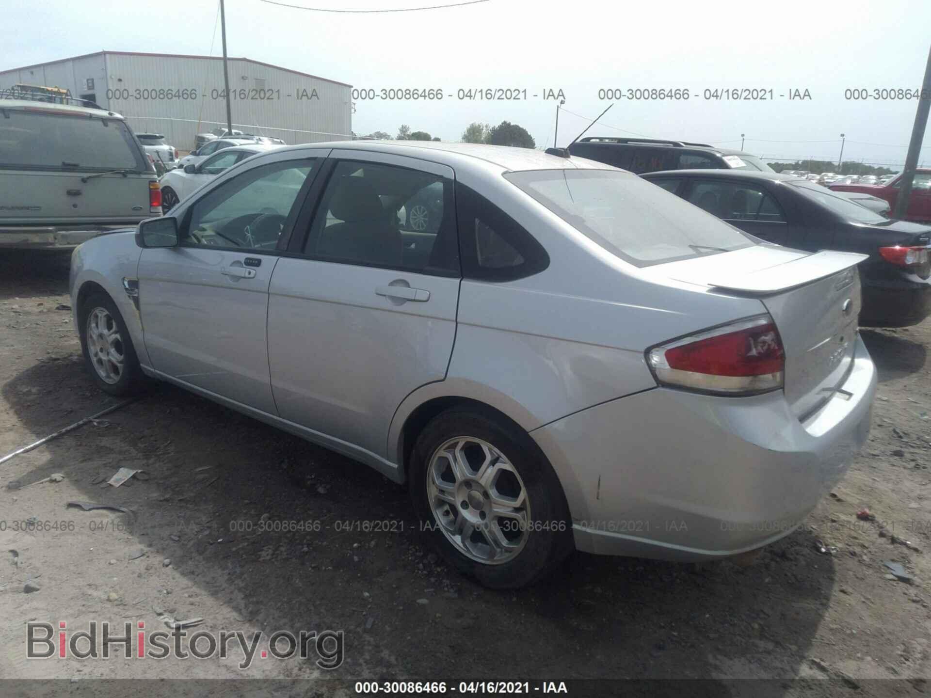 2008 FORD FOCUS - VIN: 1FAHP35N48W142631 - Фото 3