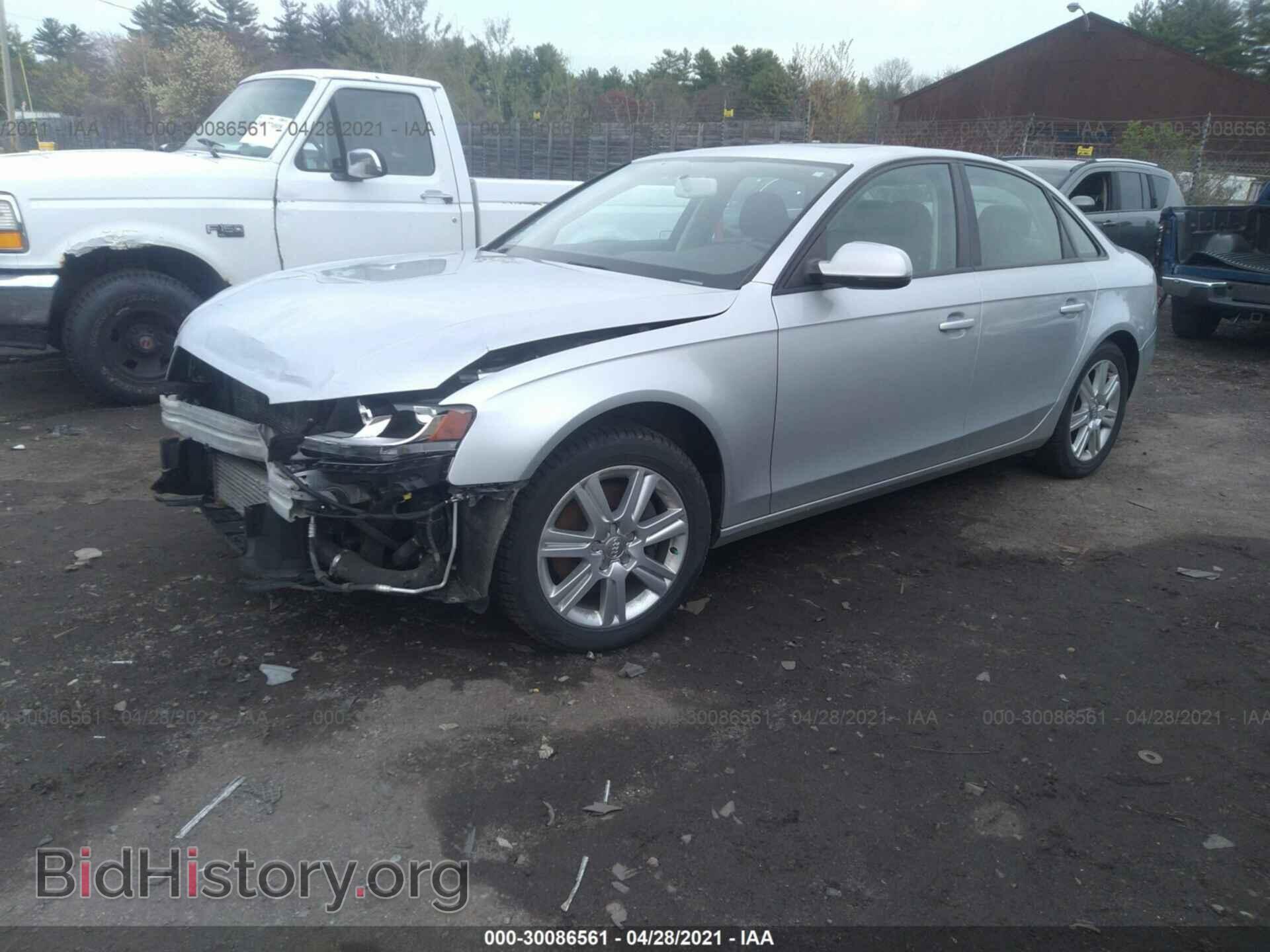 2011 AUDI A4 - VIN: WAUBFAFL4BN009348 - Фото 2