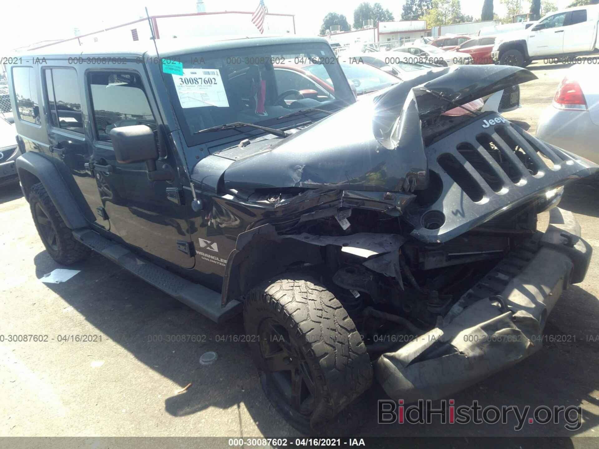 Photo 1J4GB39137L105169 - JEEP WRANGLER 2007