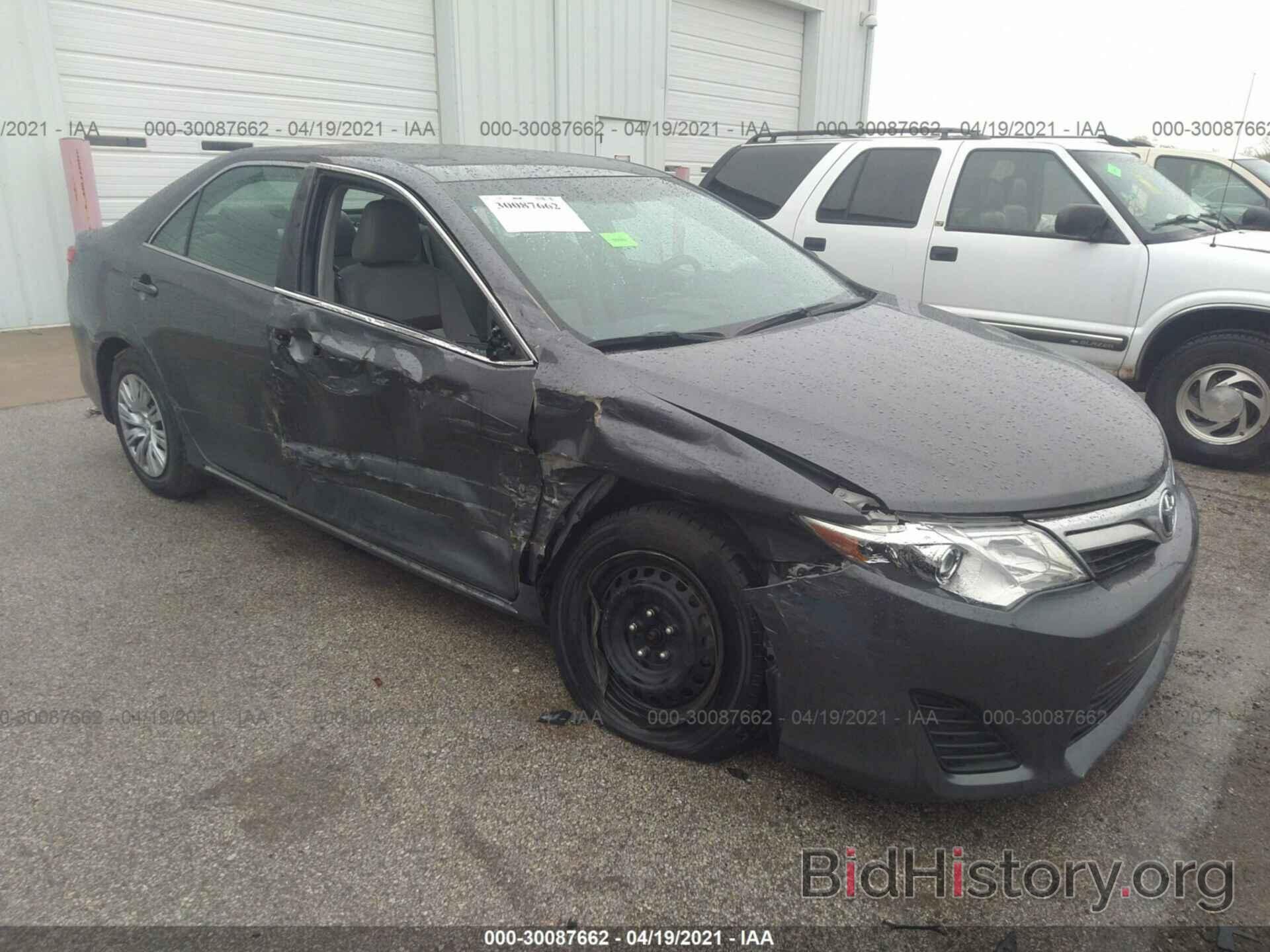 Photo 4T4BF1FK0CR233798 - TOYOTA CAMRY 2012