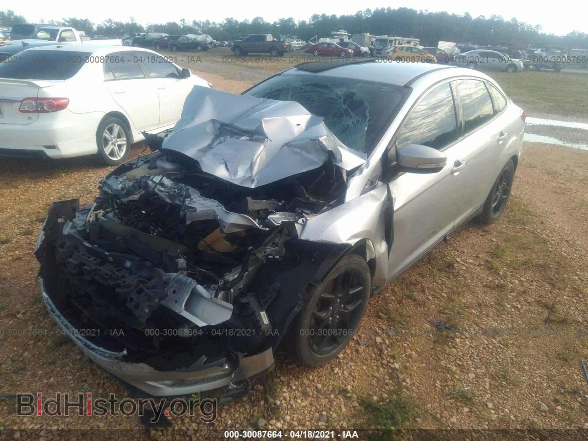 2016 FORD FOCUS - VIN: 1FADP3F27GL304531 - Photo 2