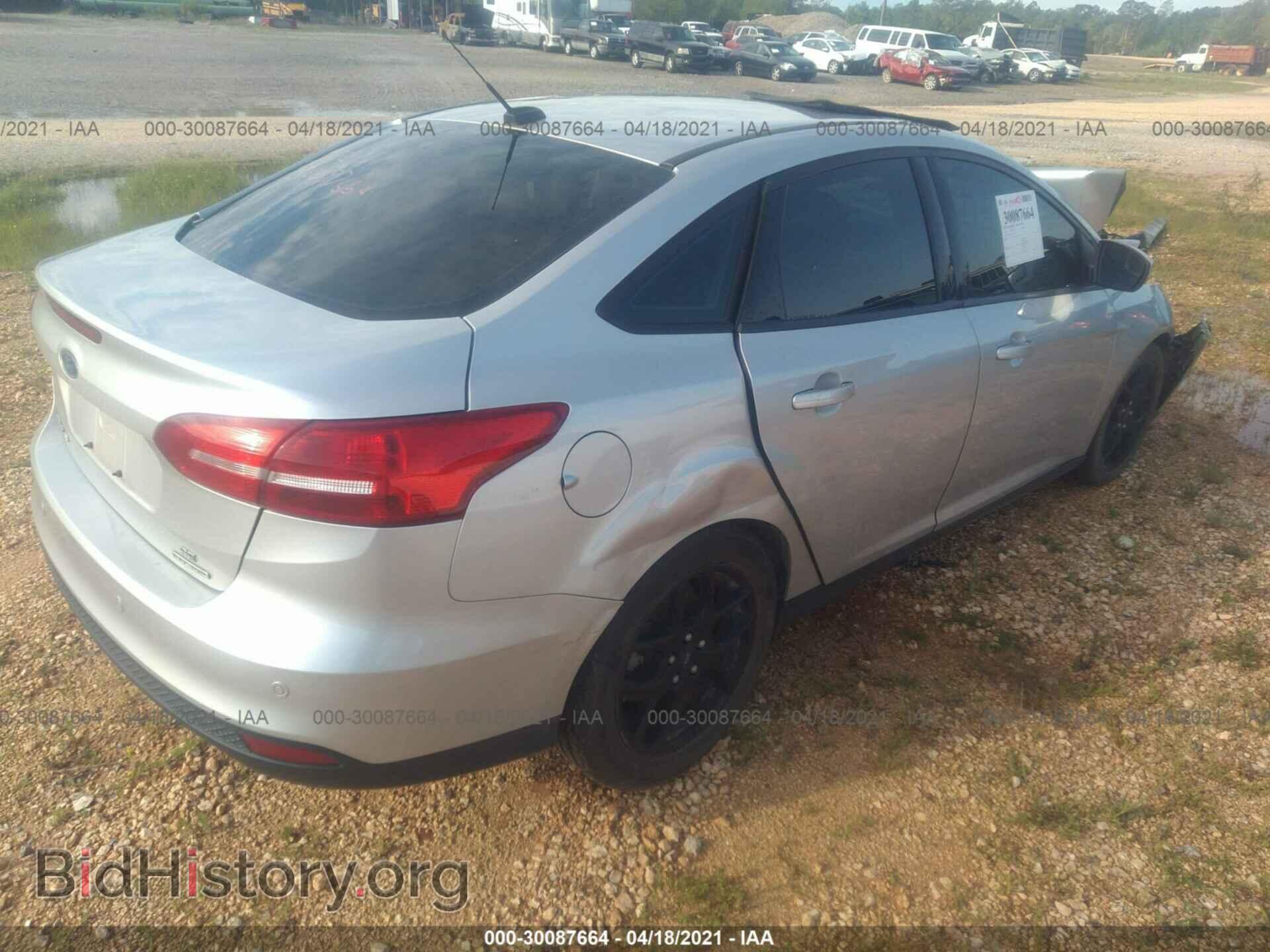 2016 FORD FOCUS - VIN: 1FADP3F27GL304531 - Photo 4