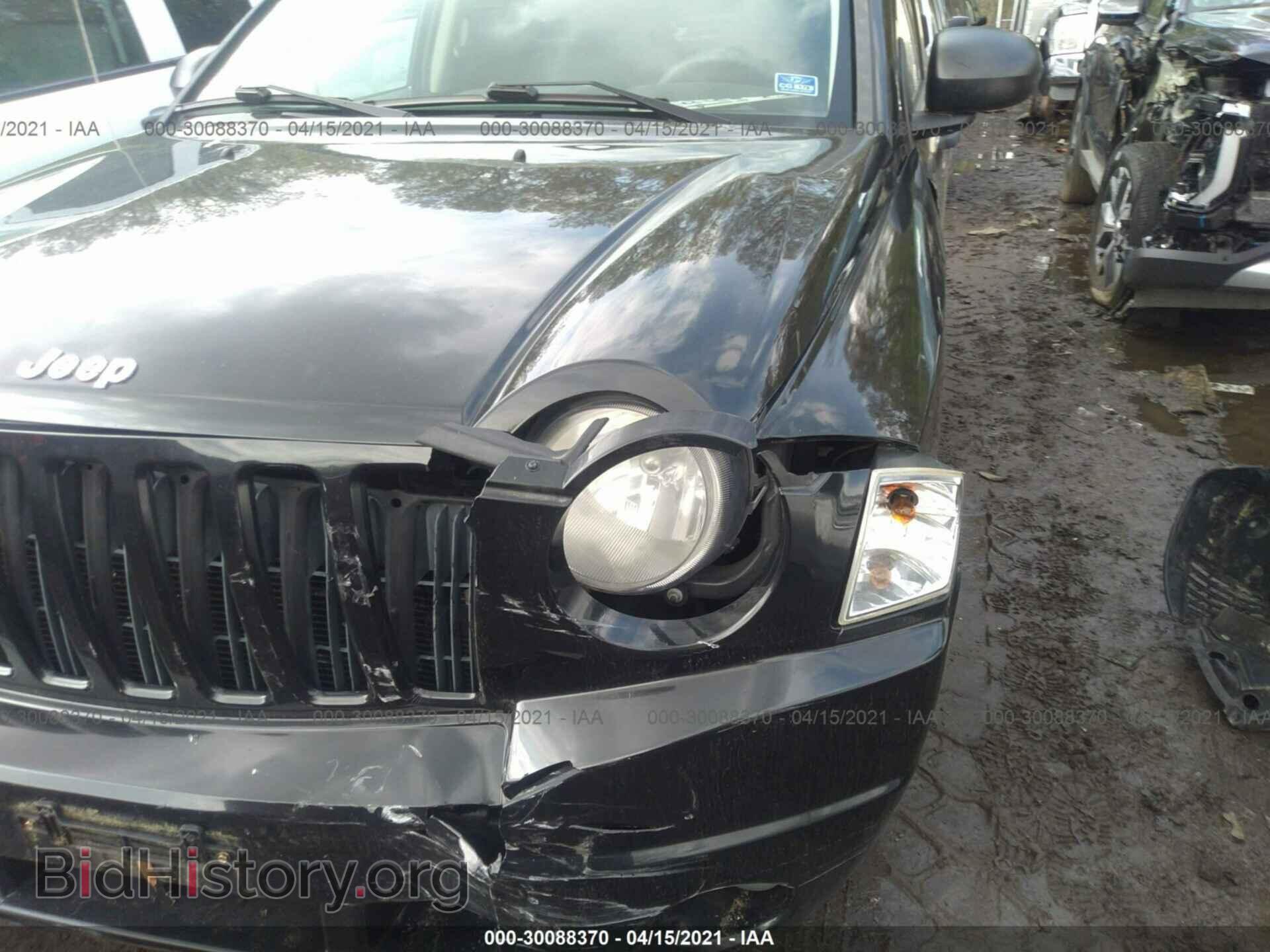 2008 JEEP COMPASS - VIN: 1J8FT47W28D737524 - Фото 6