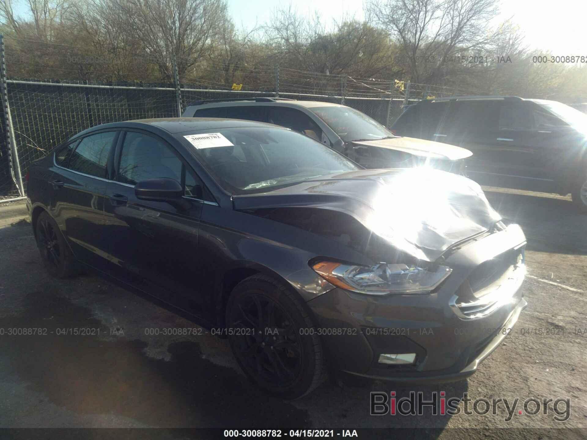 Photo 3FA6P0HD9KR133698 - FORD FUSION 2019