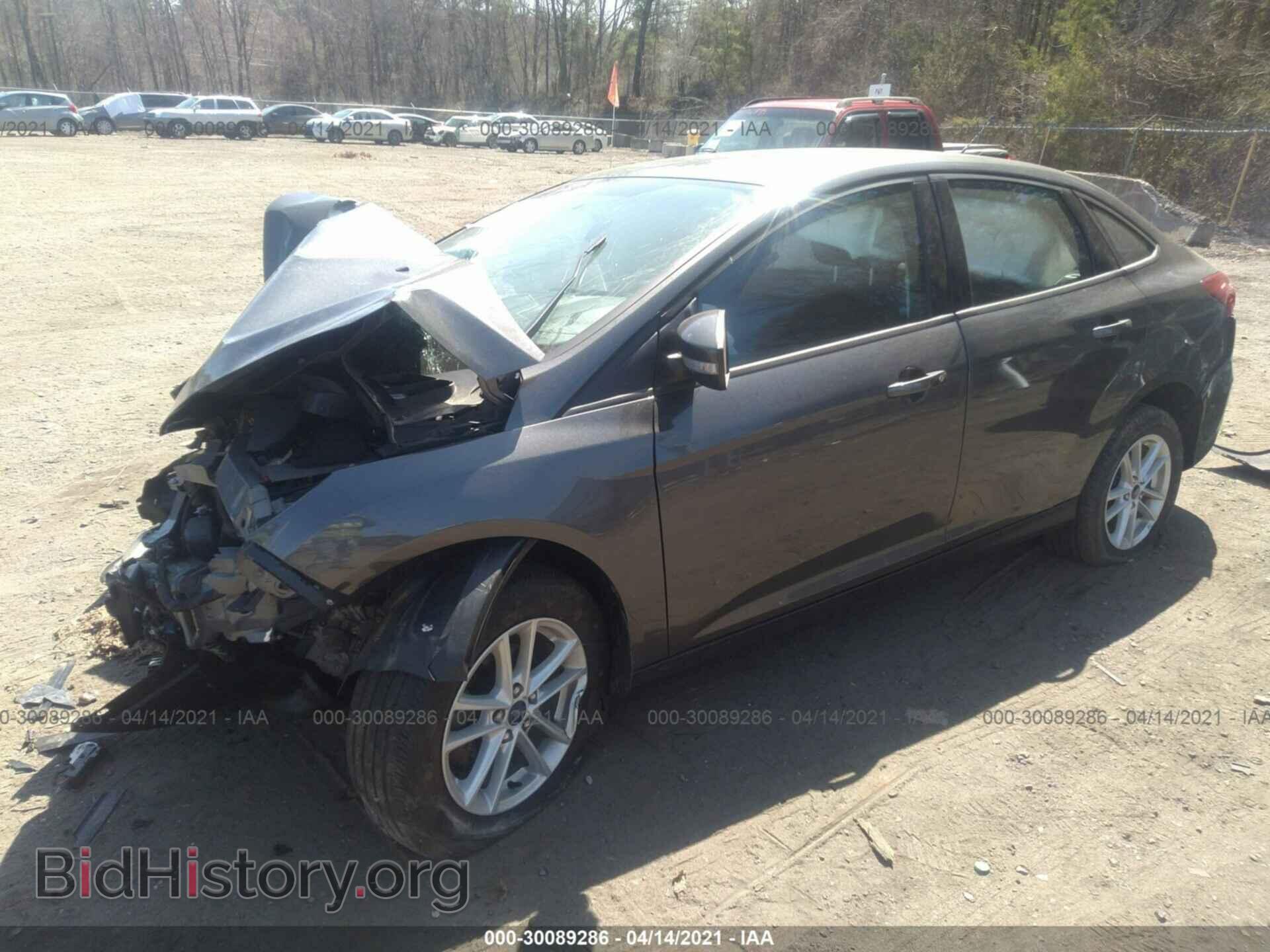 2017 FORD FOCUS - VIN: 1FADP3F24HL321630 - Фото 2