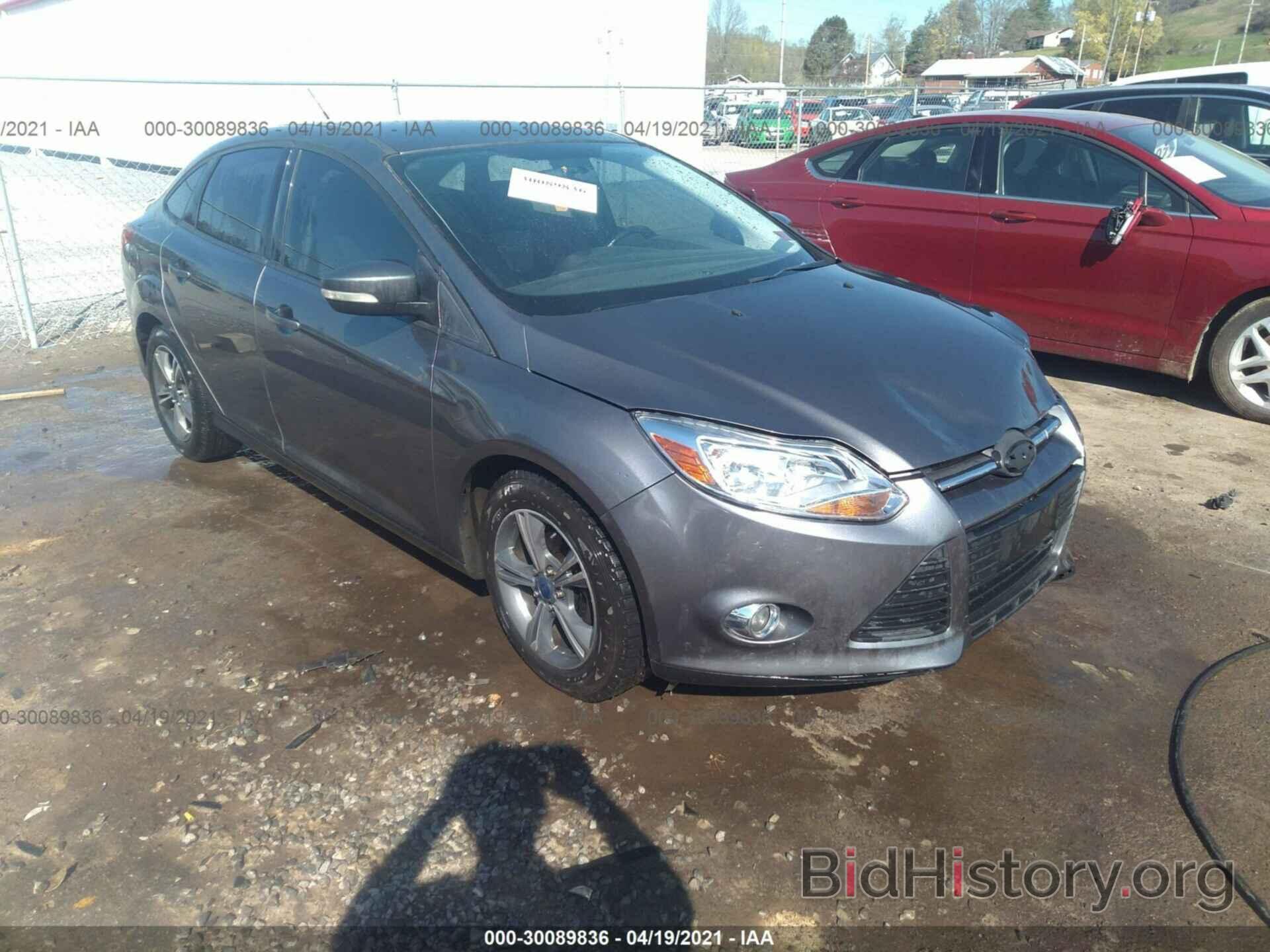 Photo 1FADP3F2XEL298558 - FORD FOCUS 2014