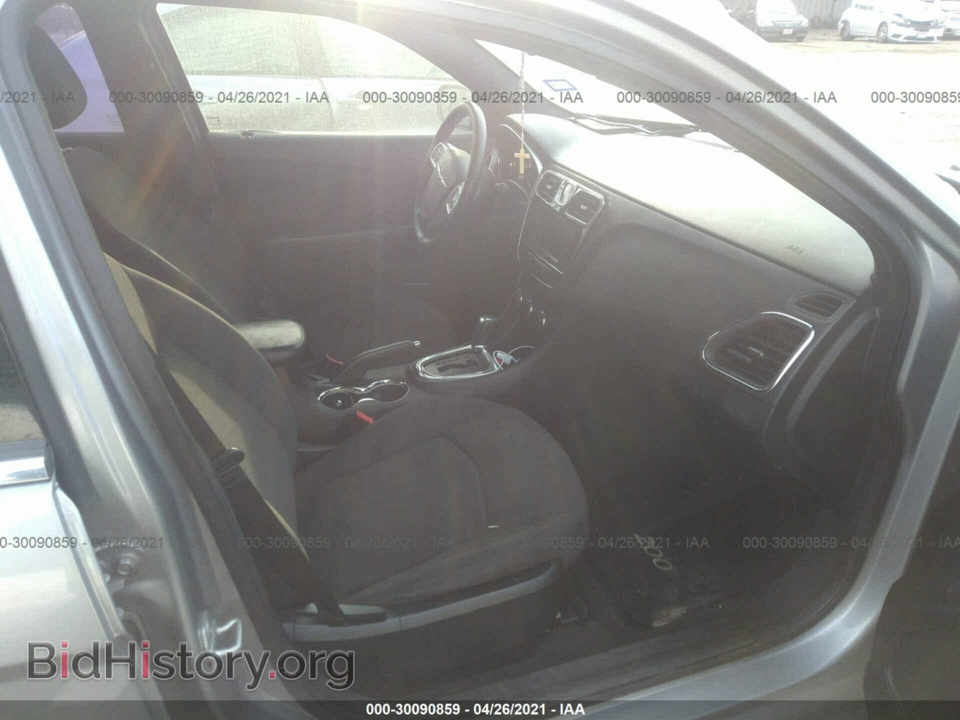 2013 CHRYSLER 200 - VIN: 1C3CCBBB3DN545847 - Фото 5
