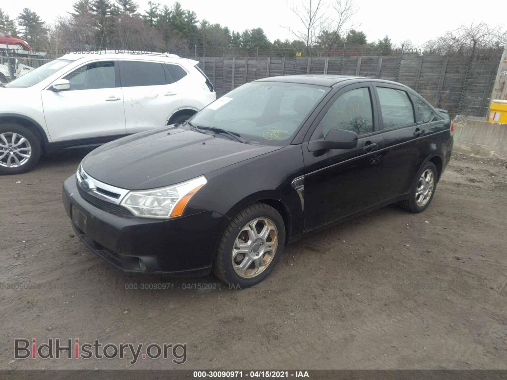 2008 FORD FOCUS - VIN: 1FAHP35N38W251663 - Photo 2