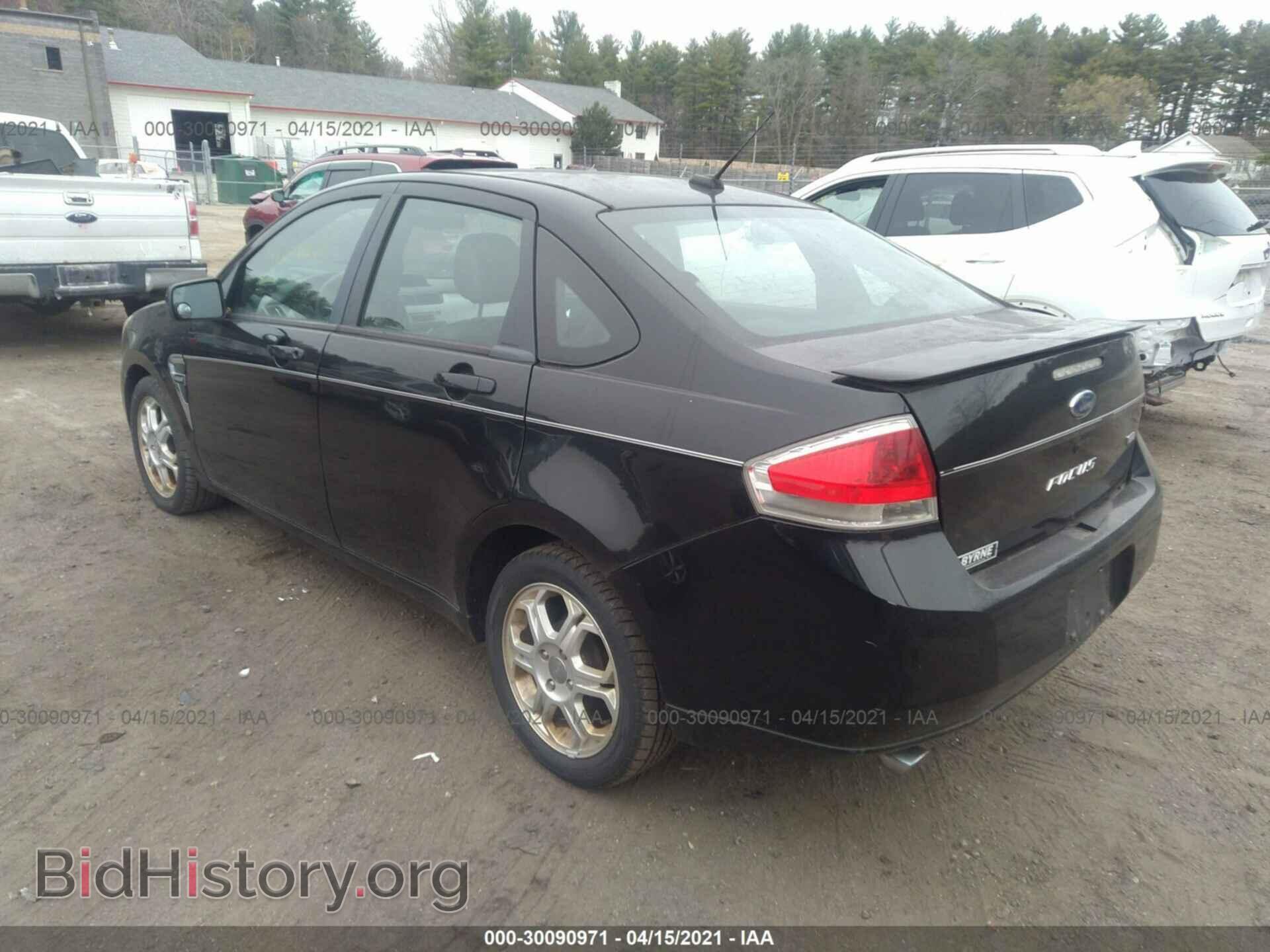 2008 FORD FOCUS - VIN: 1FAHP35N38W251663 - Photo 3