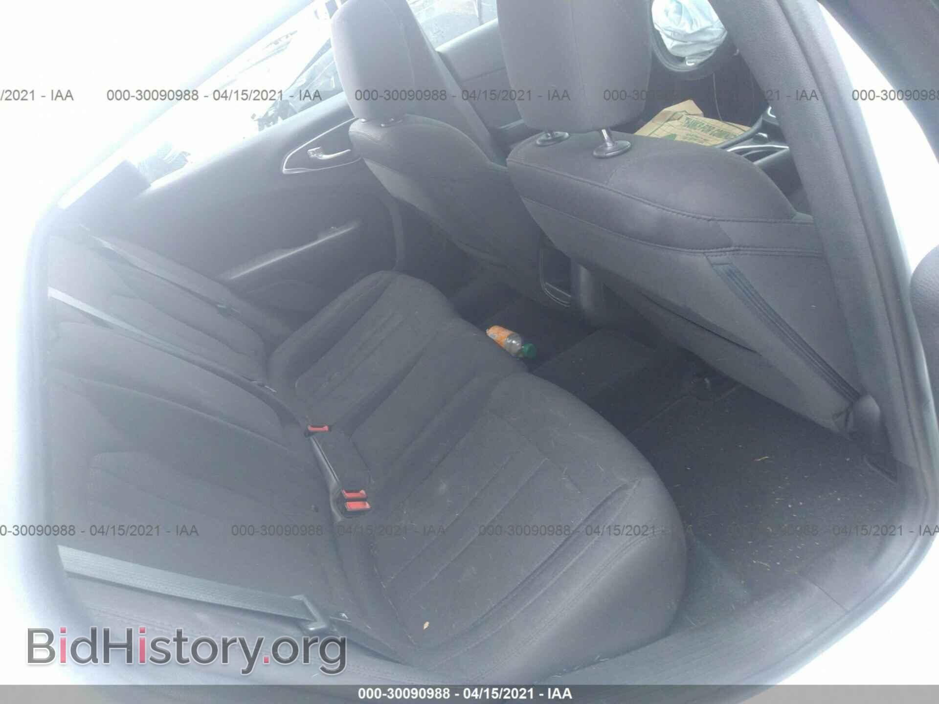 2016 CHRYSLER 200 - VIN: 1C3CCCAB8GN145004 - Фото 8
