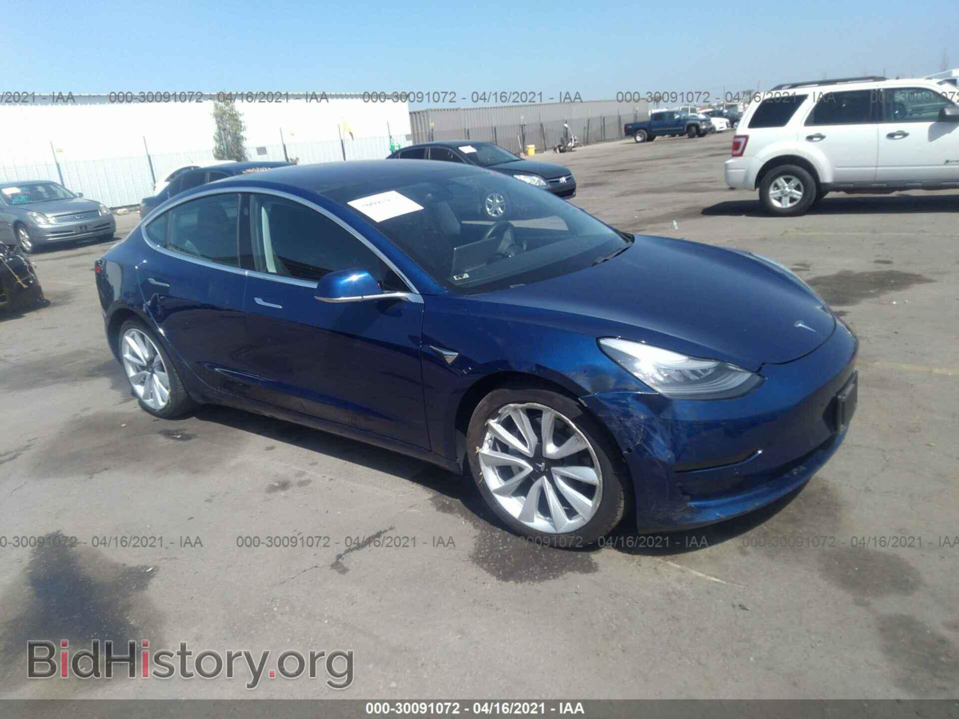 Photo 5YJ3E1EA7JF118331 - TESLA MODEL 3 2018