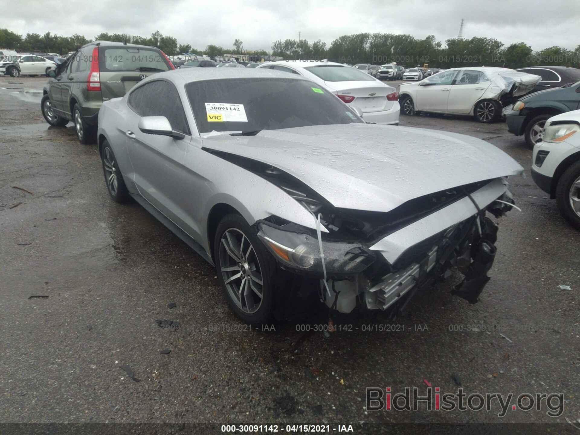 Photo 1FA6P8TH7G5247203 - FORD MUSTANG 2016