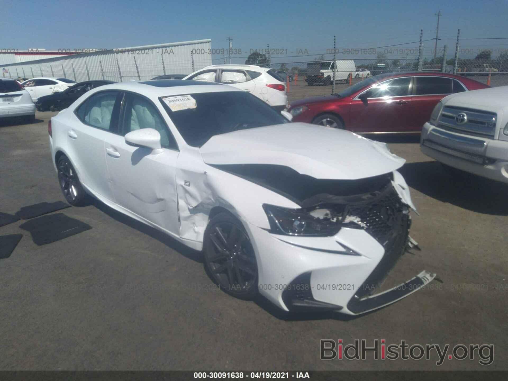 Photo JTHBA1D29K5087375 - LEXUS IS 2019