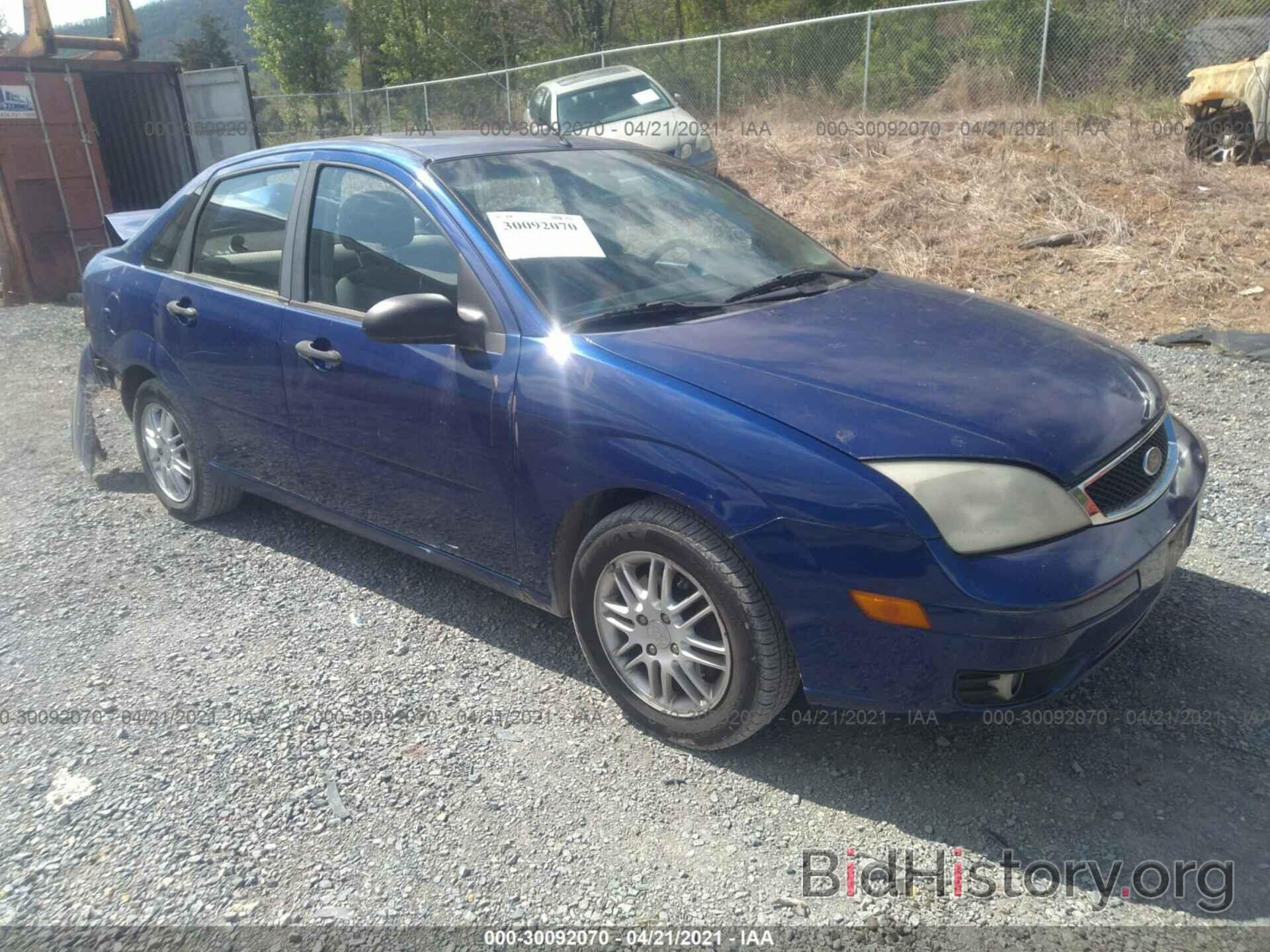 Photo 1FAFP34N56W117064 - FORD FOCUS 2006