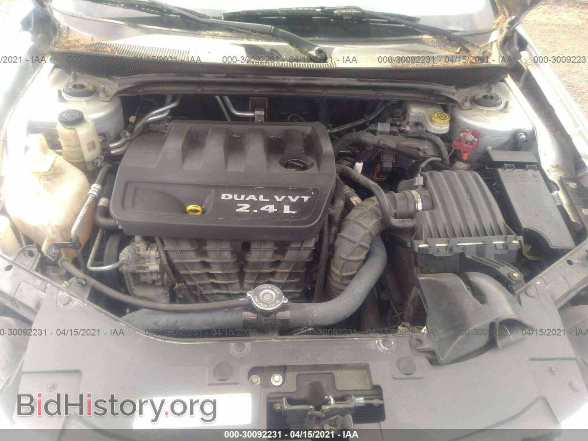 2011 CHRYSLER 200 - VIN: 1C3BC4FB2BN550441 - Фото 10
