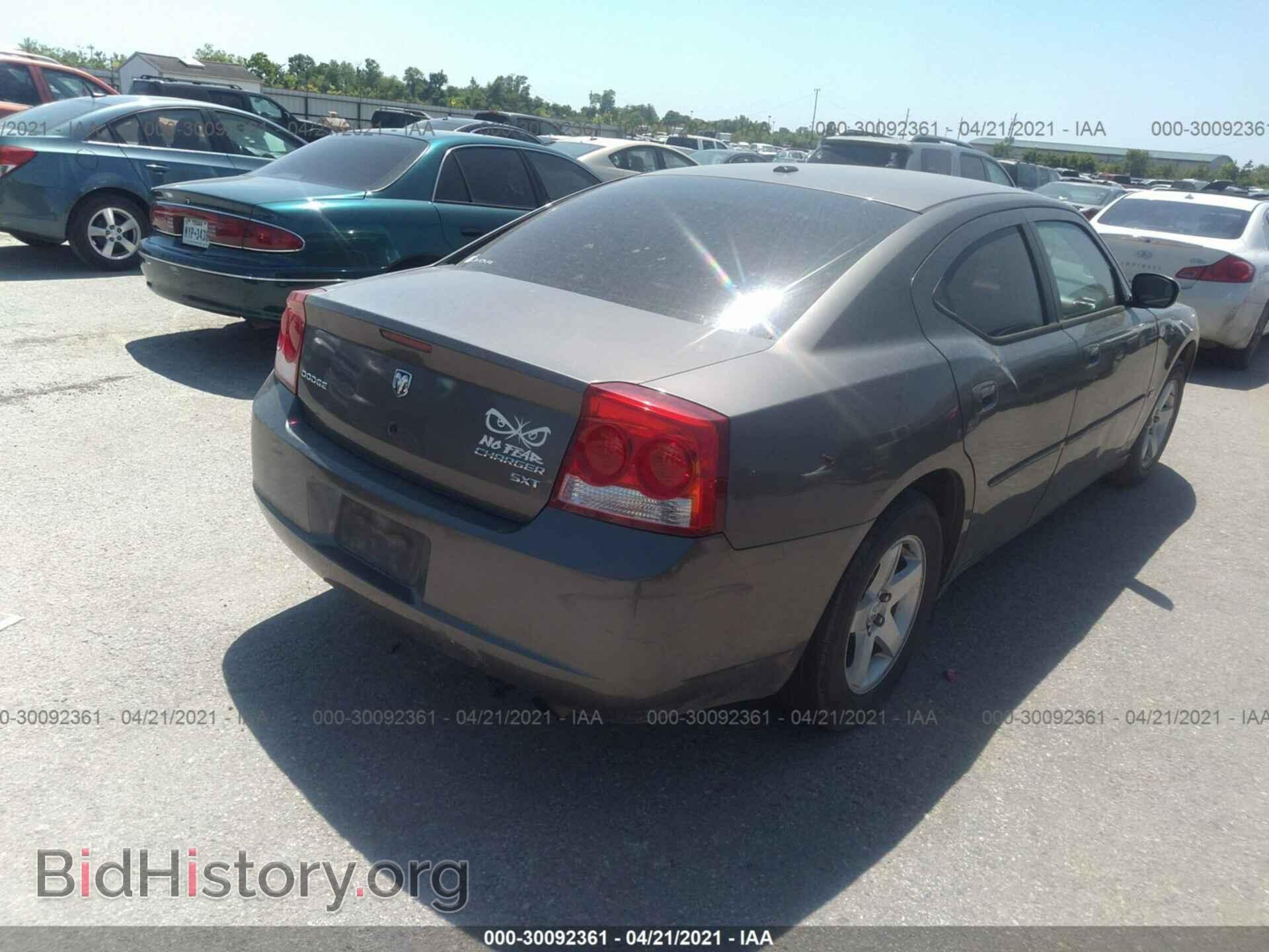 2010 DODGE CHARGER - VIN: 2B3CA3CV4AH214328 - Фото 4