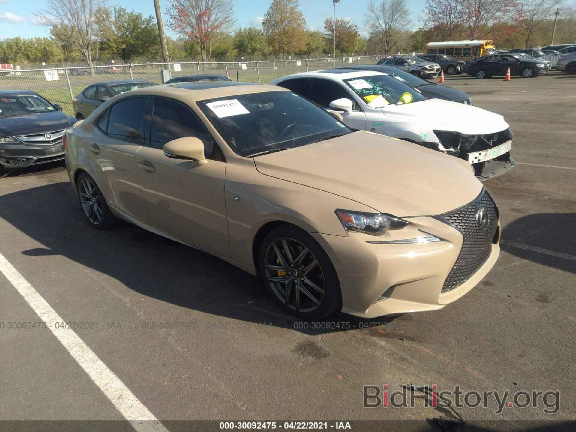 Photo JTHCM1D25G5002213 - LEXUS IS 300 2016