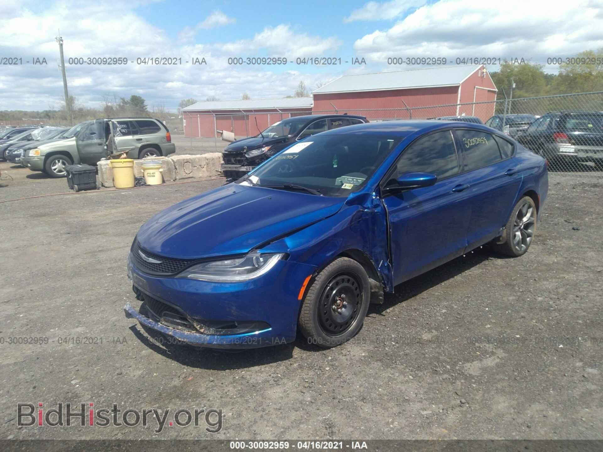 2016 CHRYSLER 200 - VIN: 1C3CCCDG4GN142866 - Фото 2