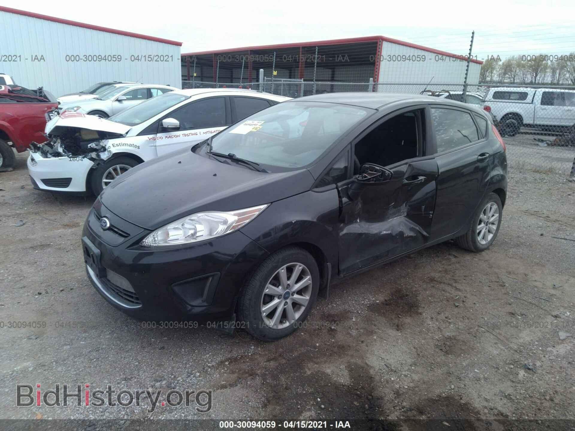 2011 FORD FIESTA - VIN: 3FADP4EJ6BM148570 - Фото 2