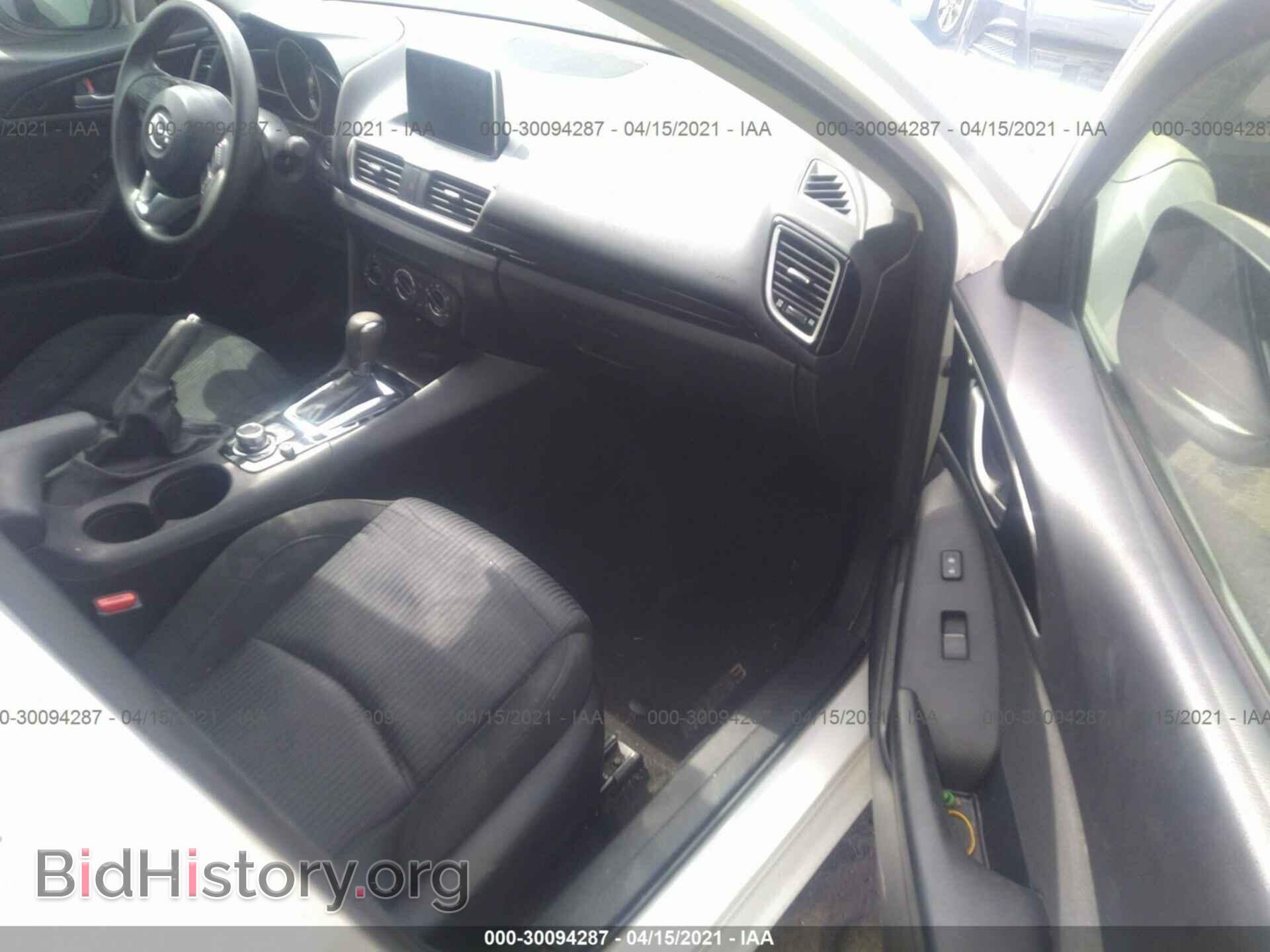 2016 MAZDA MAZDA3 - VIN: 3MZBM1U76GM312189 - Фото 5