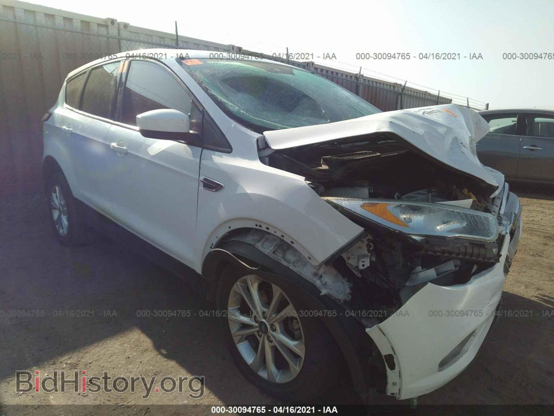 Photo 1FMCU0GD9HUC11238 - FORD ESCAPE 2017