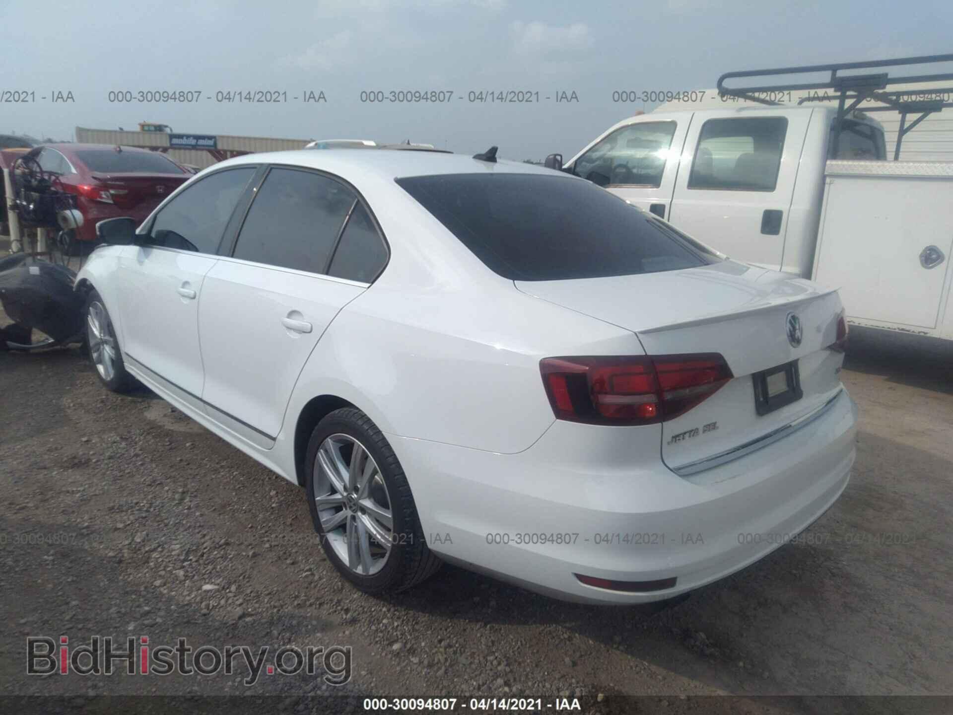 2017 VOLKSWAGEN JETTA - VIN: 3VWL17AJ0HM314599 - Фото 3
