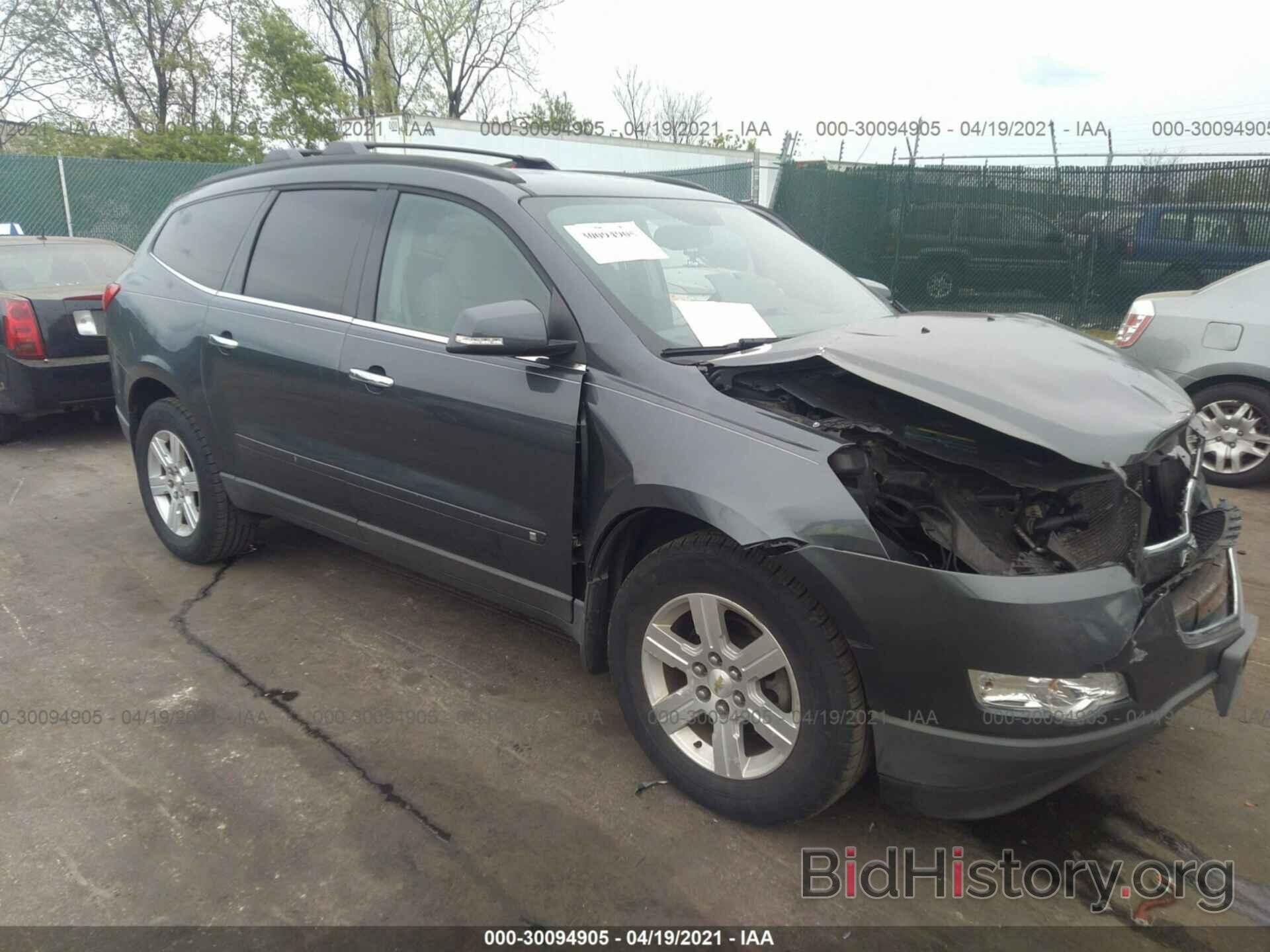Photo 1GNLVFED4AS137906 - CHEVROLET TRAVERSE 2010