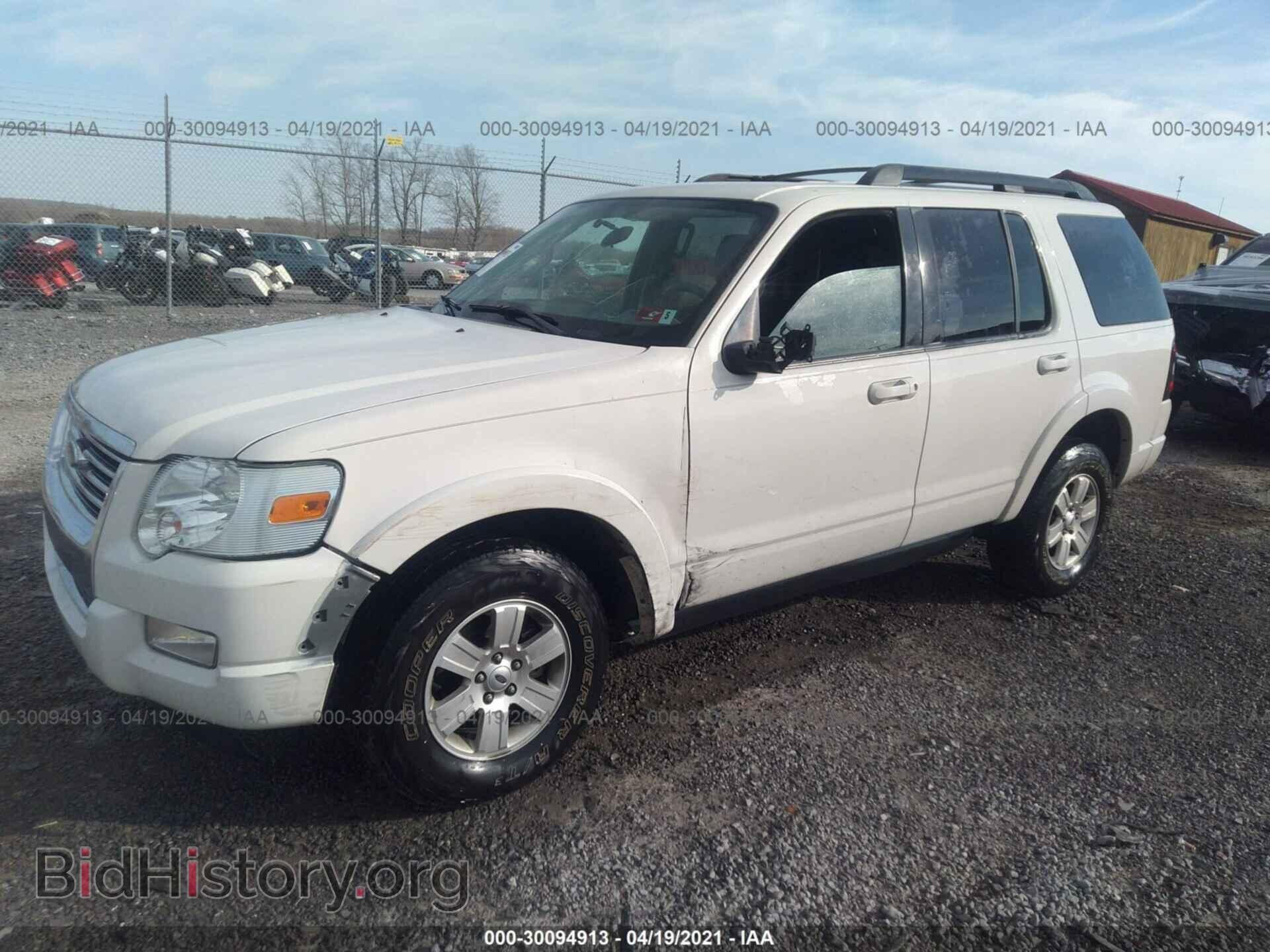 2010 FORD EXPLORER - VIN: 1FMEU7DE5AUB03557 - Фото 2
