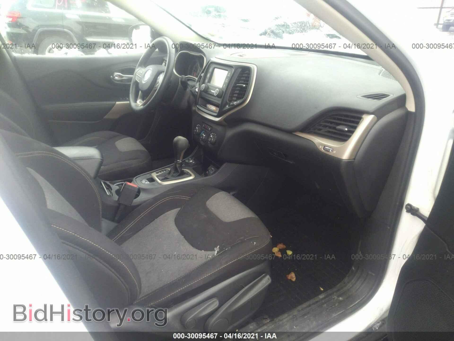 2017 JEEP CHEROKEE - VIN: 1C4PJMAS8HW598432 - Фото 5