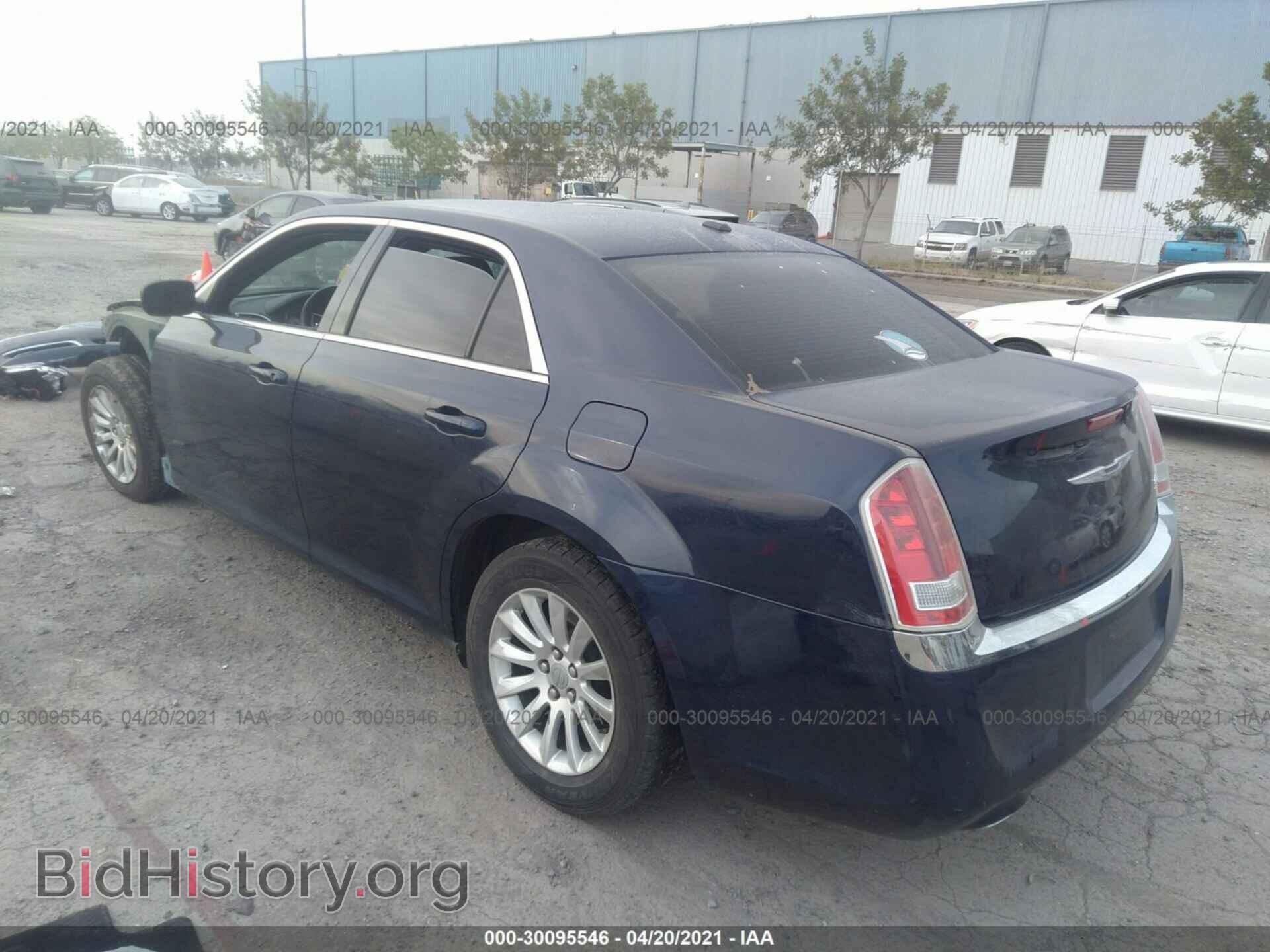 2014 CHRYSLER 300 - VIN: 2C3CCAAG0EH200034 - Фото 3