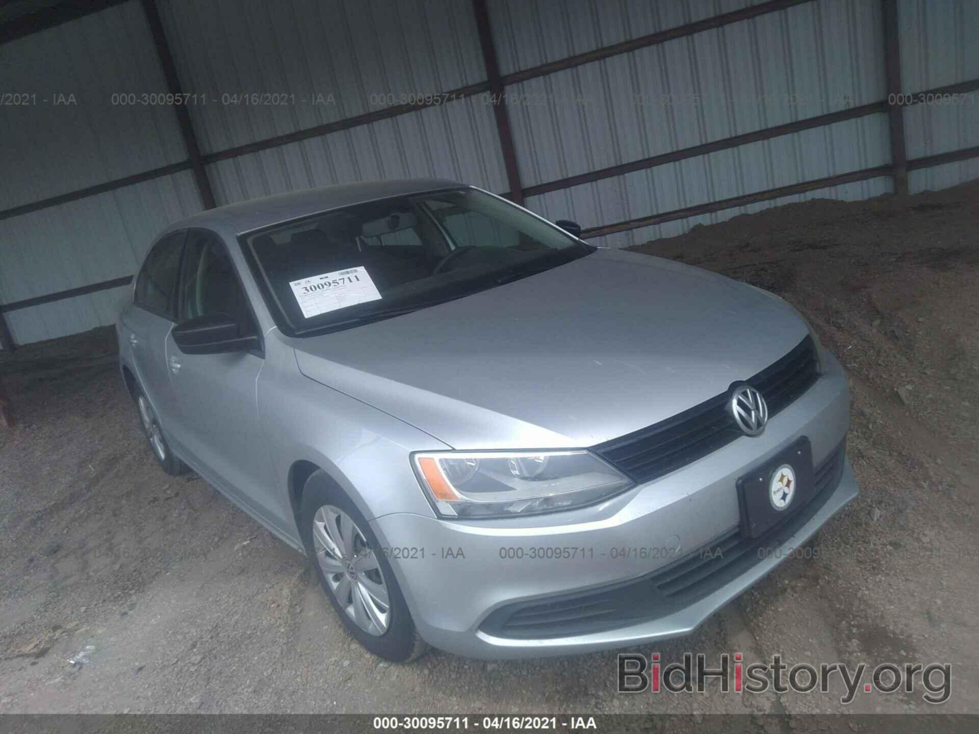 Photo 3VW2K7AJ2EM295848 - VOLKSWAGEN JETTA SEDAN 2014