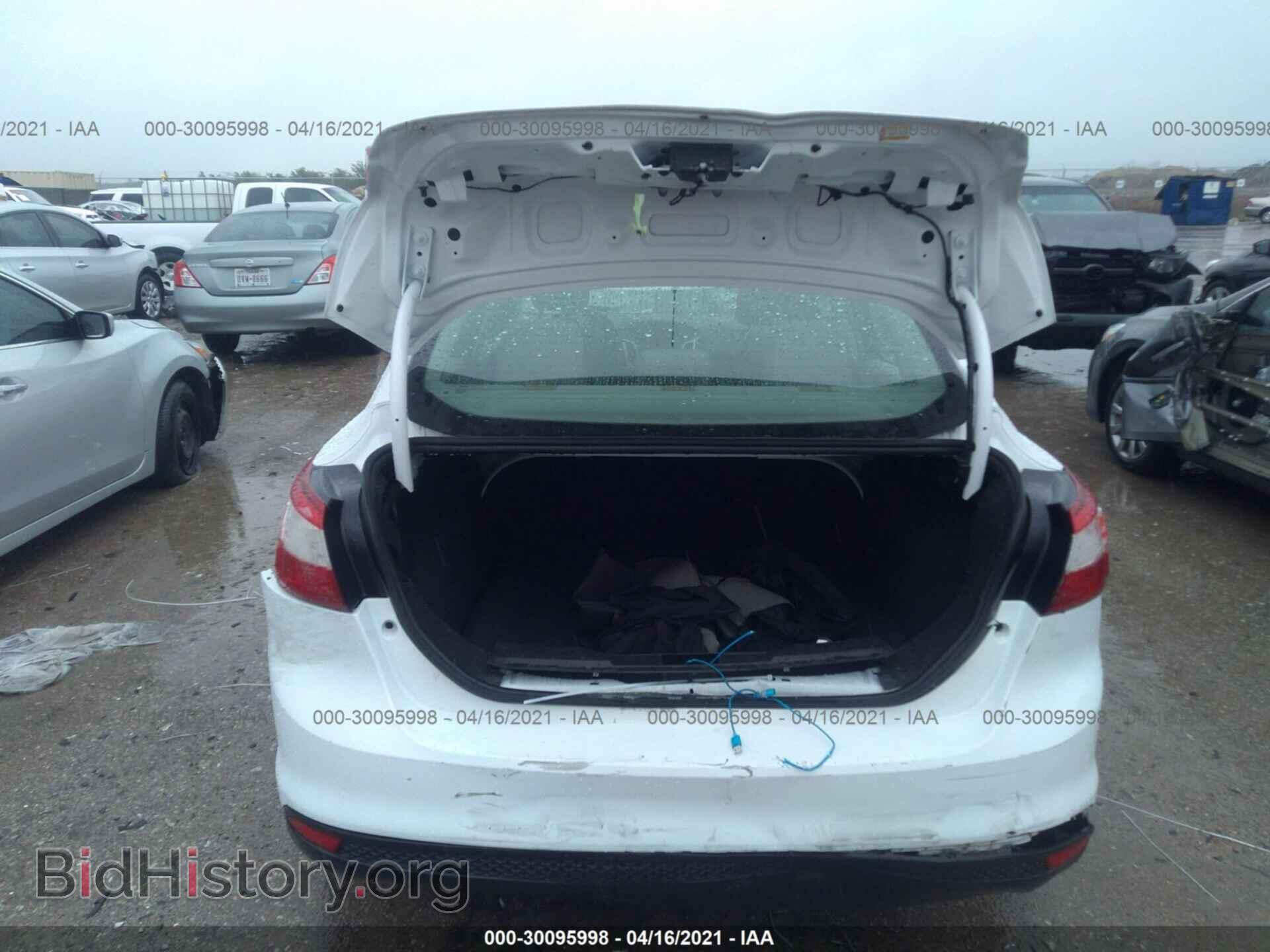 2012 FORD FOCUS - VIN: 1FAHP3F23CL239382 - Photo 6
