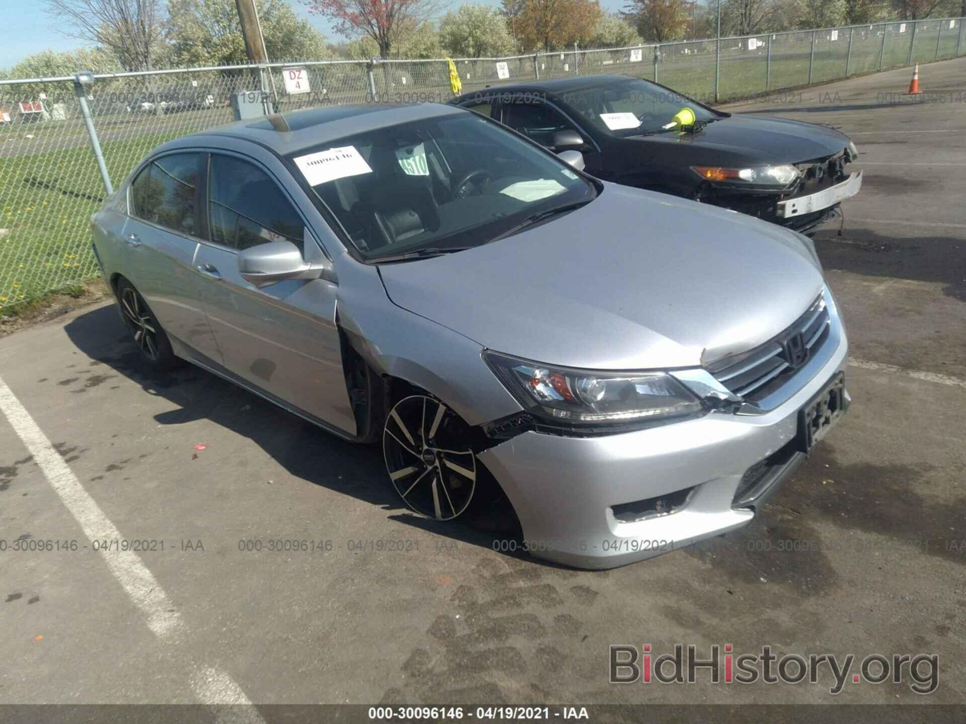 Photo 1HGCR2F80FA140355 - HONDA ACCORD SEDAN 2015