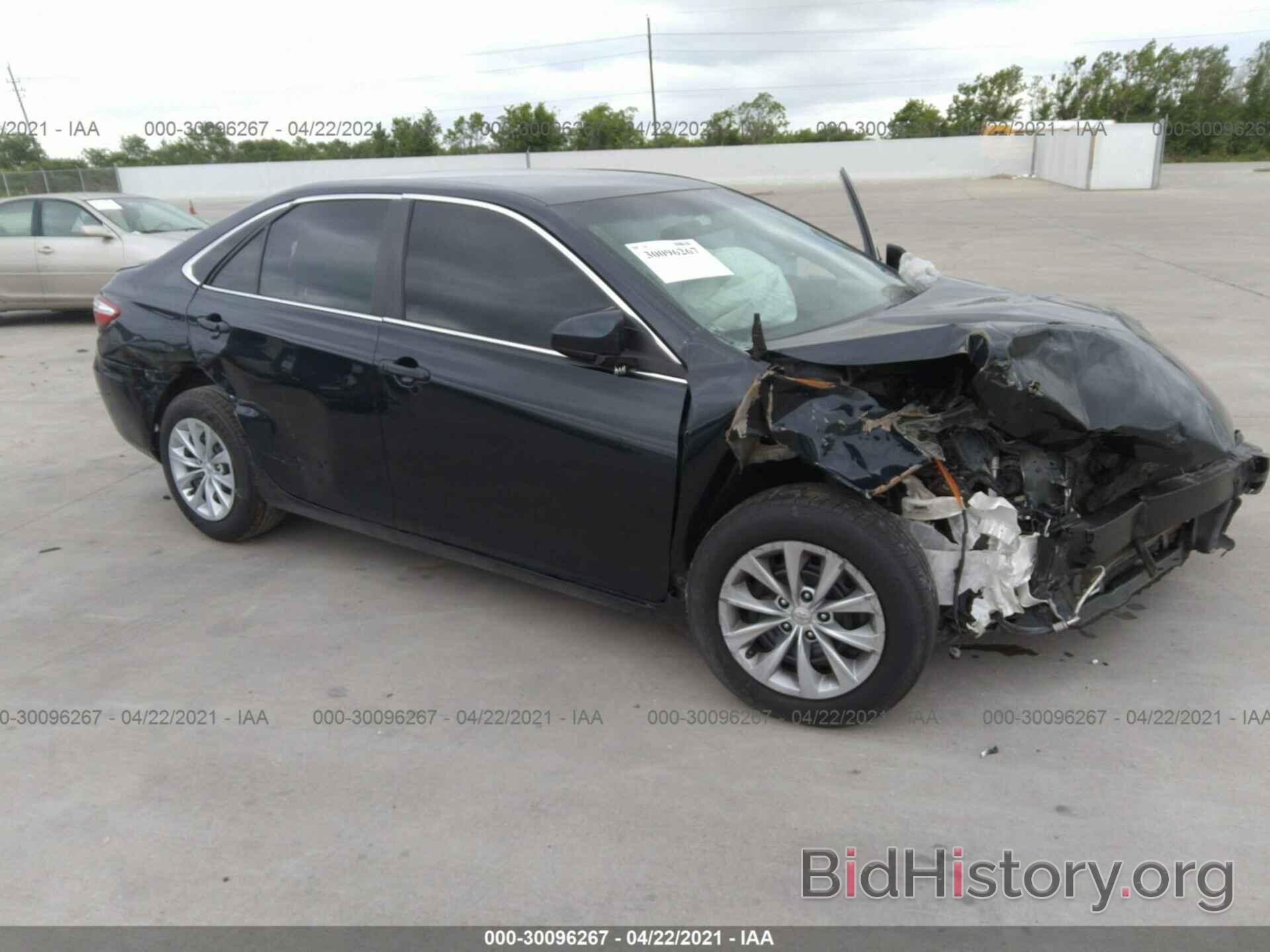 Photo 4T4BF1FK5FR494221 - TOYOTA CAMRY 2015