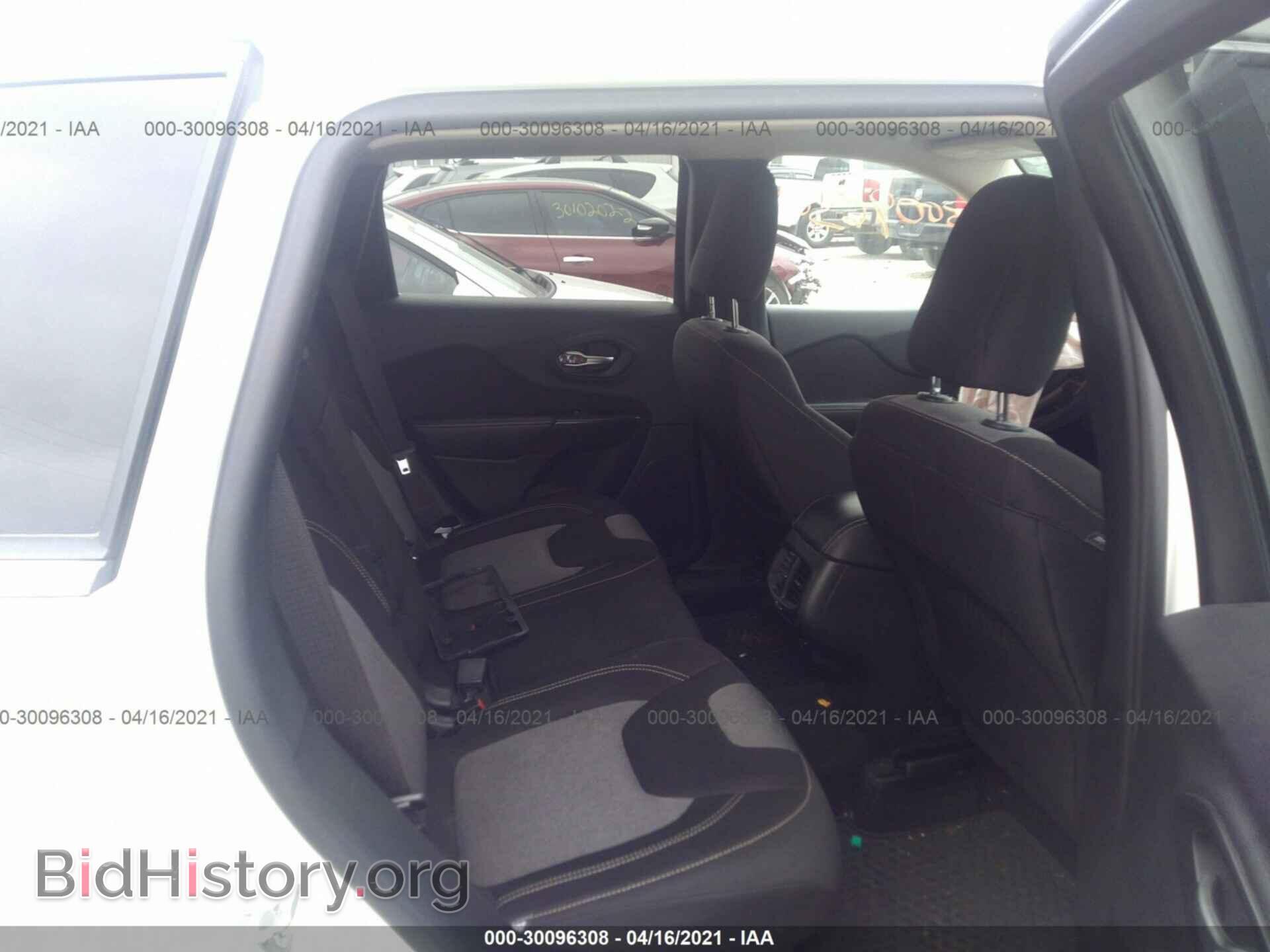 2014 JEEP CHEROKEE - VIN: 1C4PJLCB9EW319217 - Photo 8