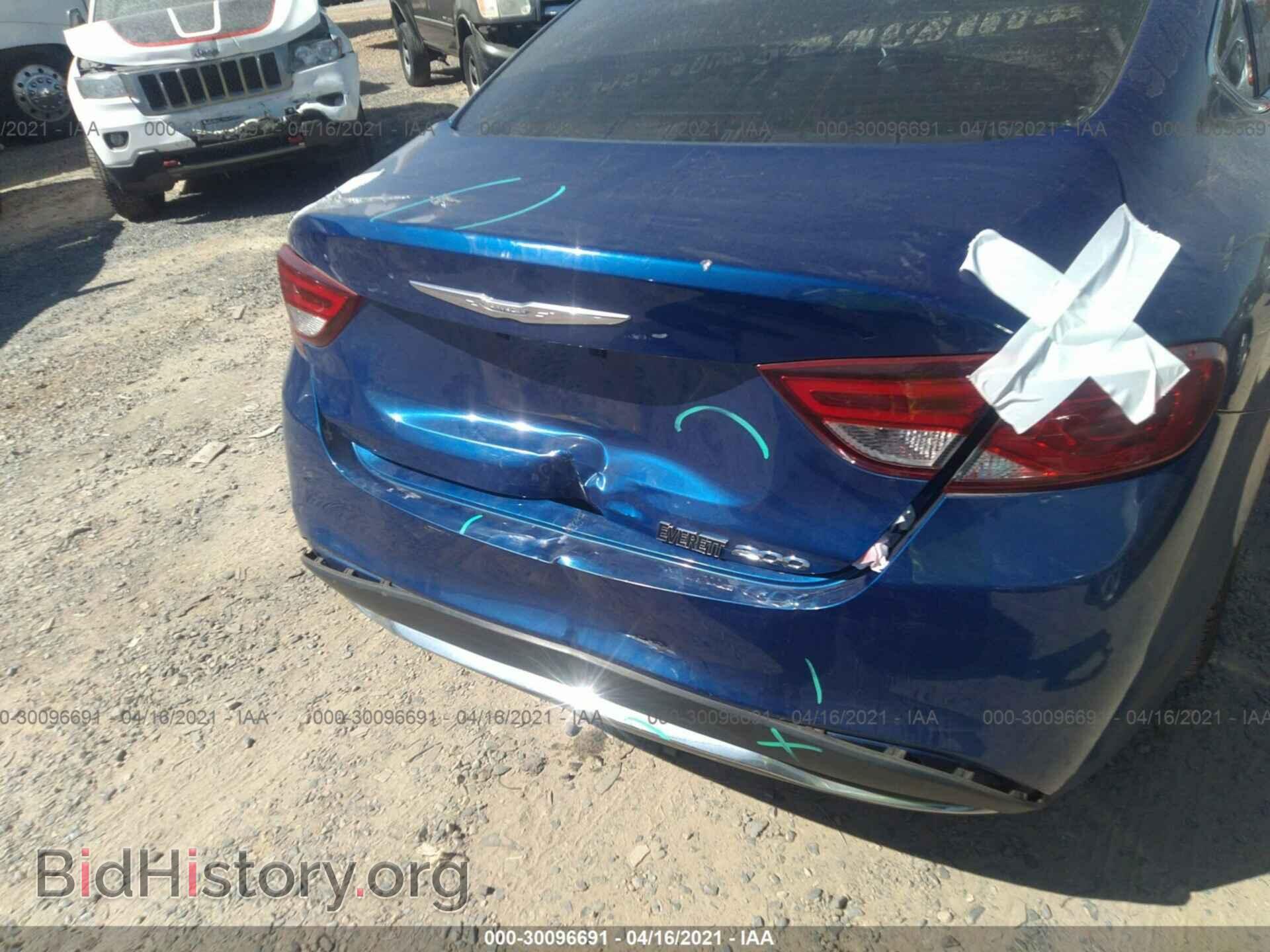 2016 CHRYSLER 200 - VIN: 1C3CCCAB0GN104852 - Фото 6