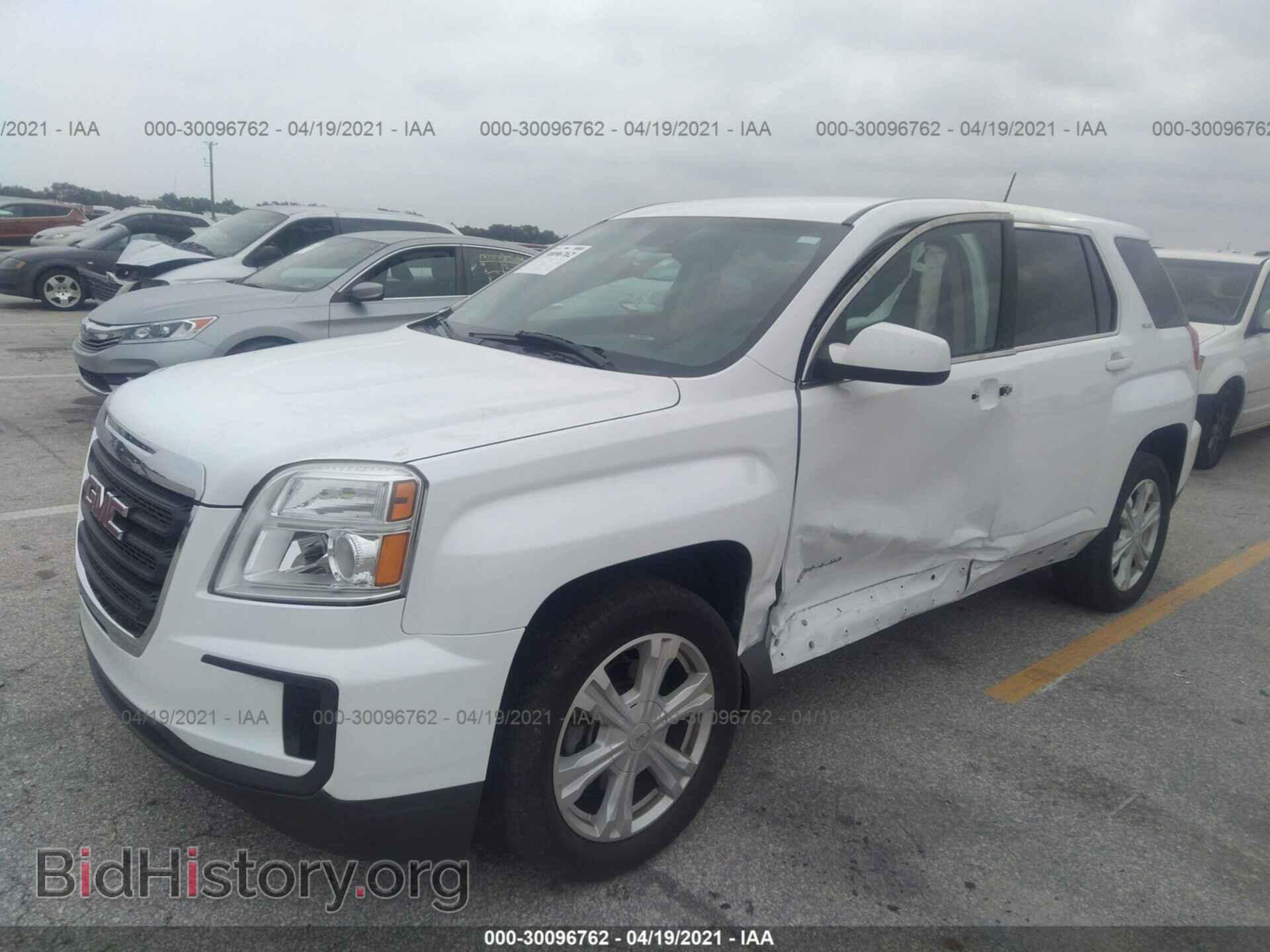 2017 GMC TERRAIN - VIN: 2GKALMEK0H6344366 - Фото 2