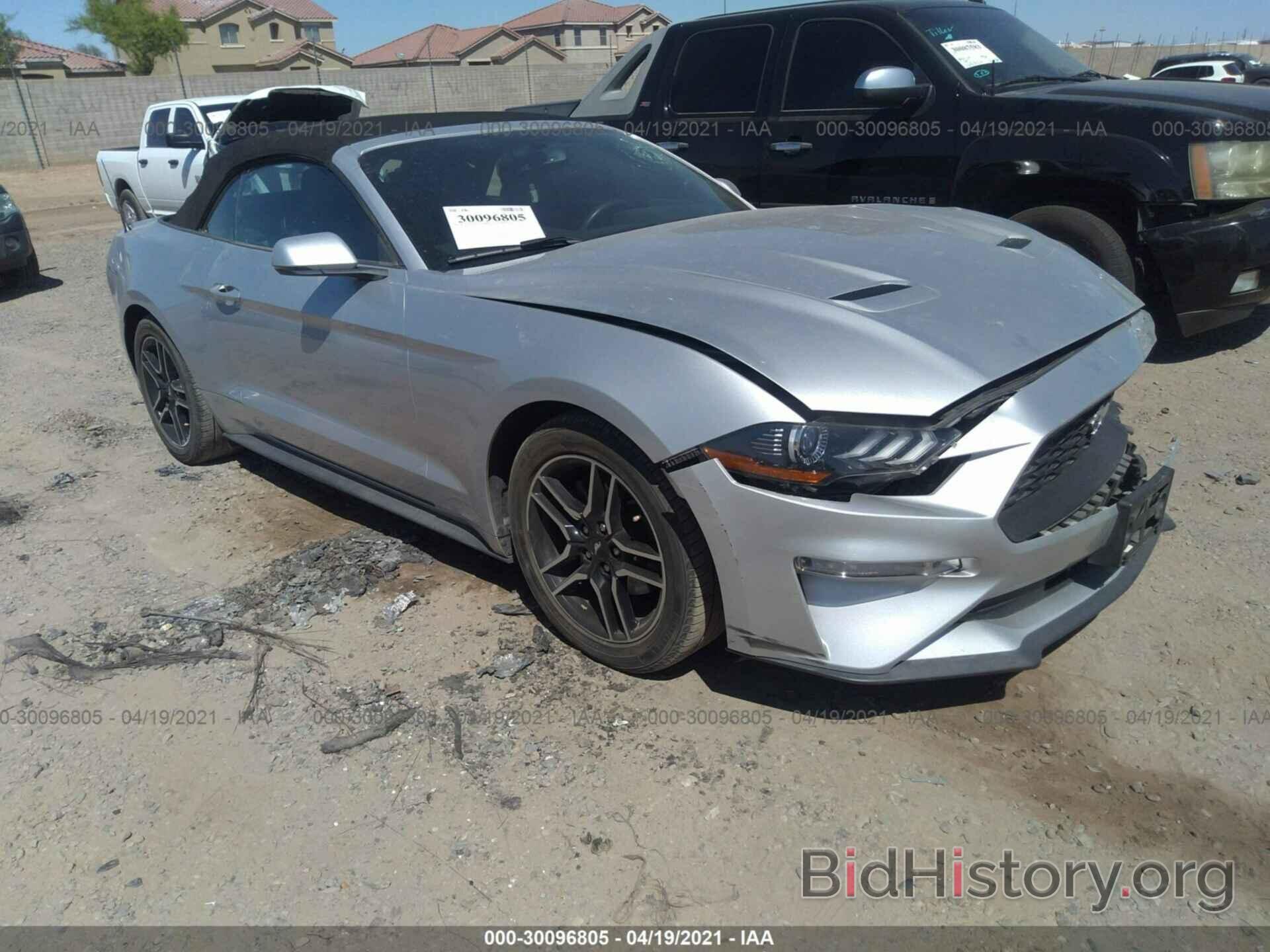 Photo 1FATP8UH9J5143000 - FORD MUSTANG 2018