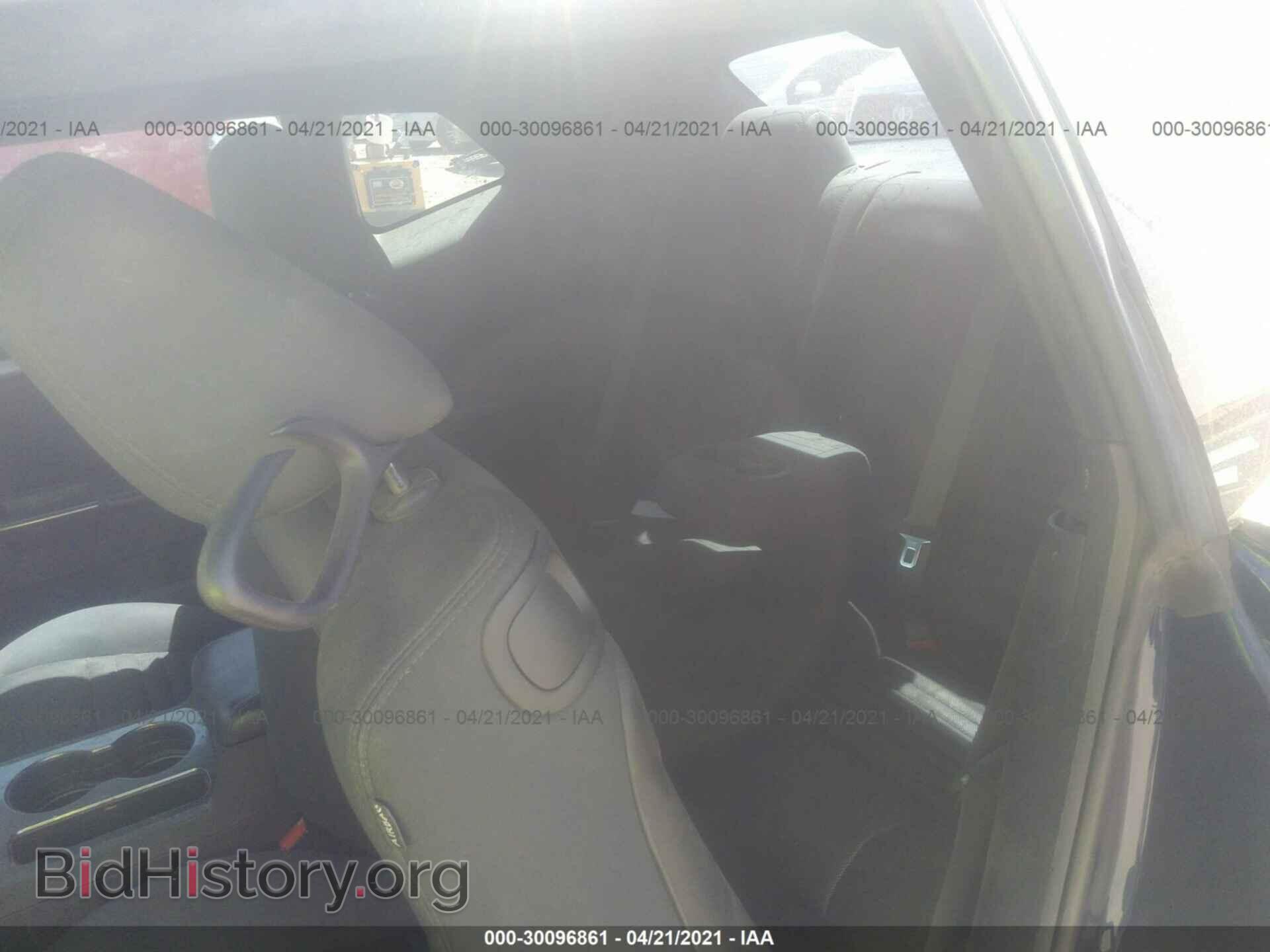 2014 DODGE CHALLENGER - VIN: 2C3CDYAG7EH111132 - Photo 8