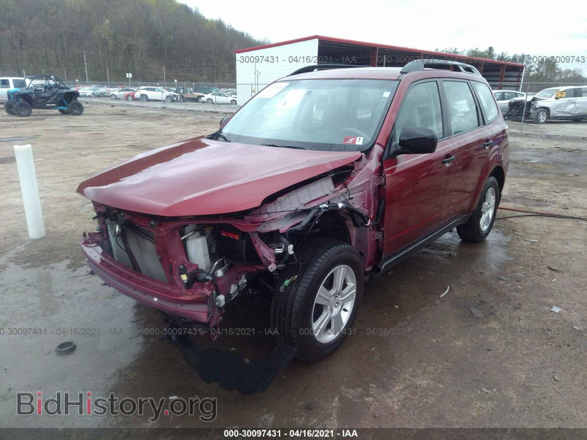 2011 SUBARU FORESTER - VIN: JF2SHABC2BH762332 - Фото 2