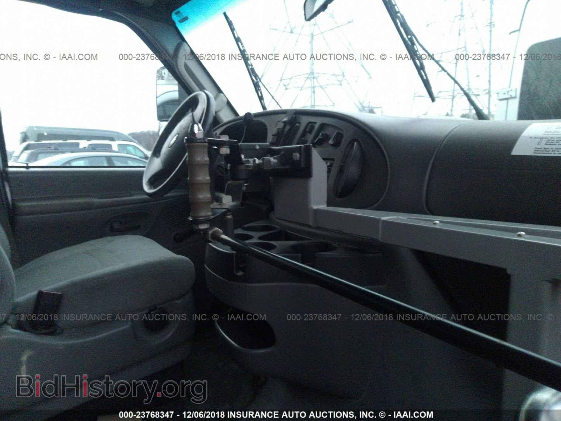 2007 FORD ECONOLINE - VIN: 1FDSE35L27DB03059 - Фото 5